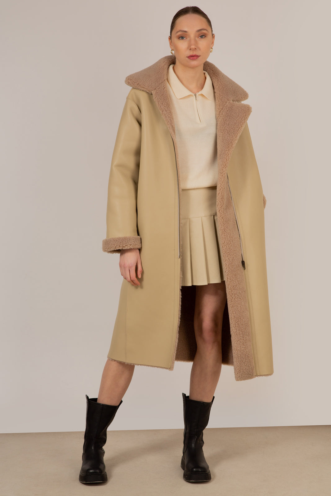 Beige teddy reversible long coat_1