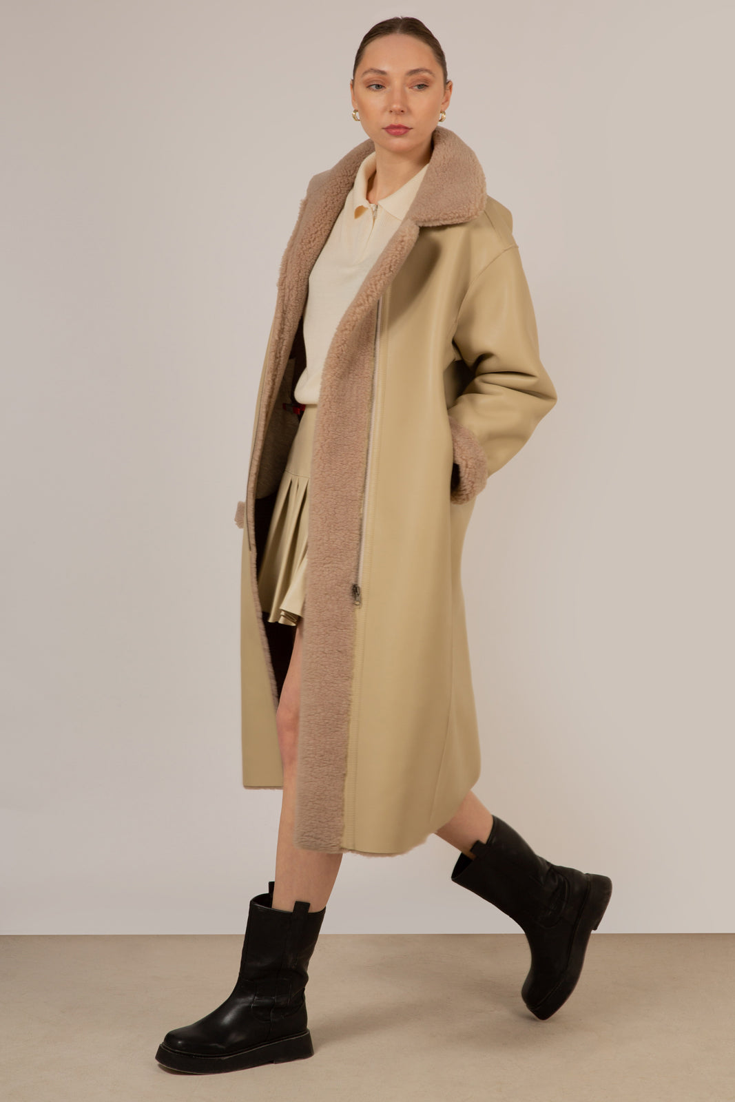 Beige teddy reversible long coat_8