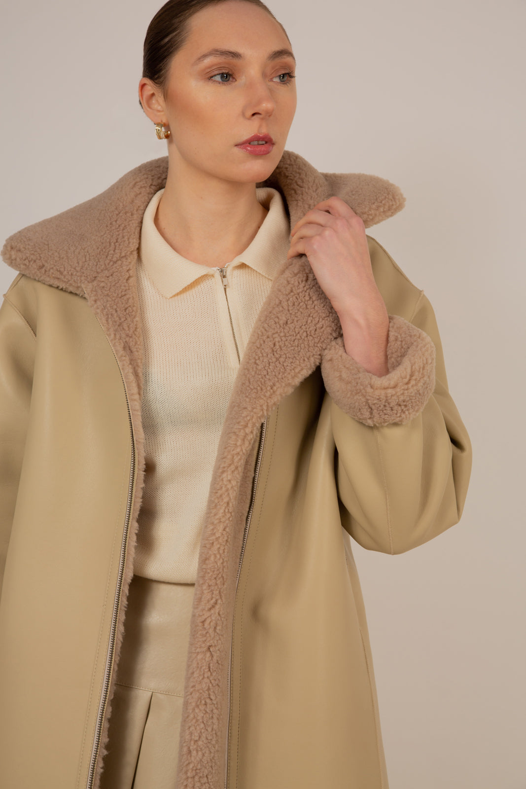 Beige teddy reversible long coat_3