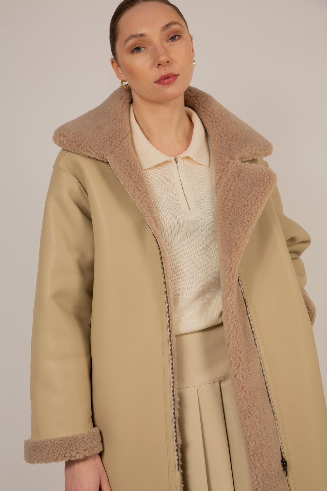 Beige teddy reversible long coat_11