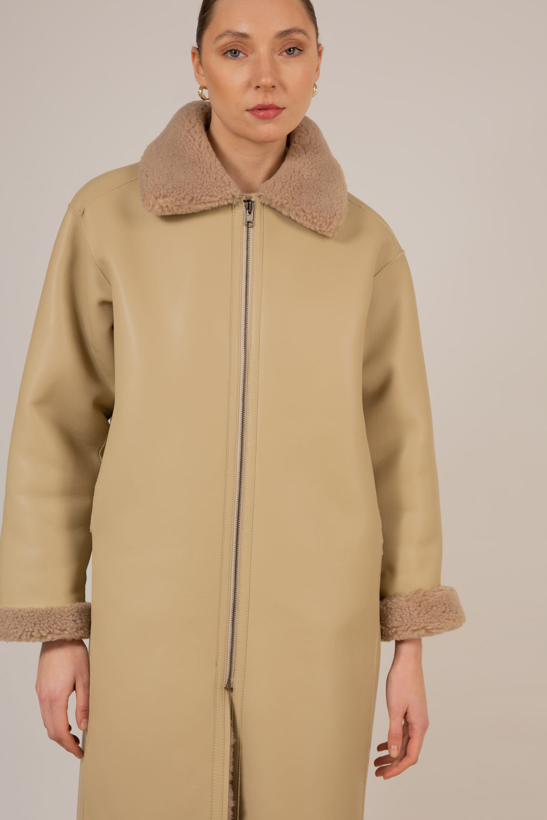 Beige teddy reversible long coat_15