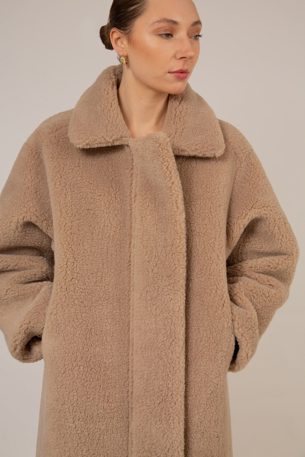 Beige teddy reversible long coat_9