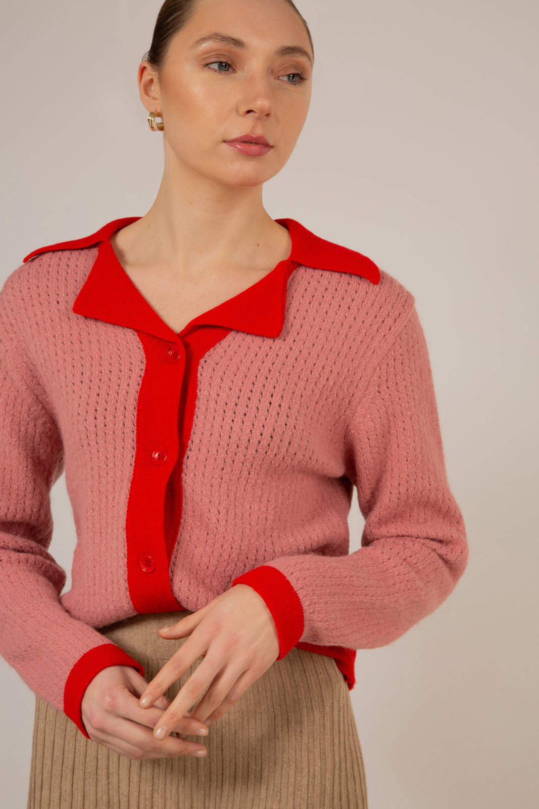 Dusty pink wool blend red trimmed cardigan_1