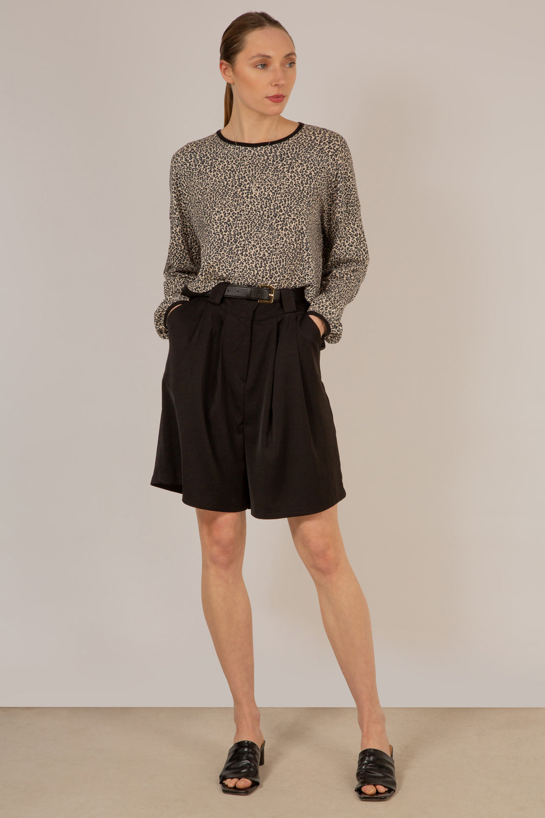 Ivory and black leopard print cropped long sleeved top_2