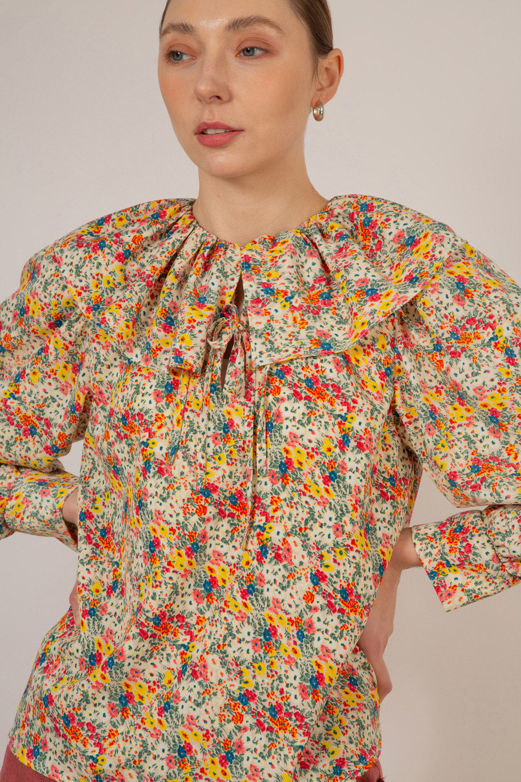 Ivory bold floral print blouse_7