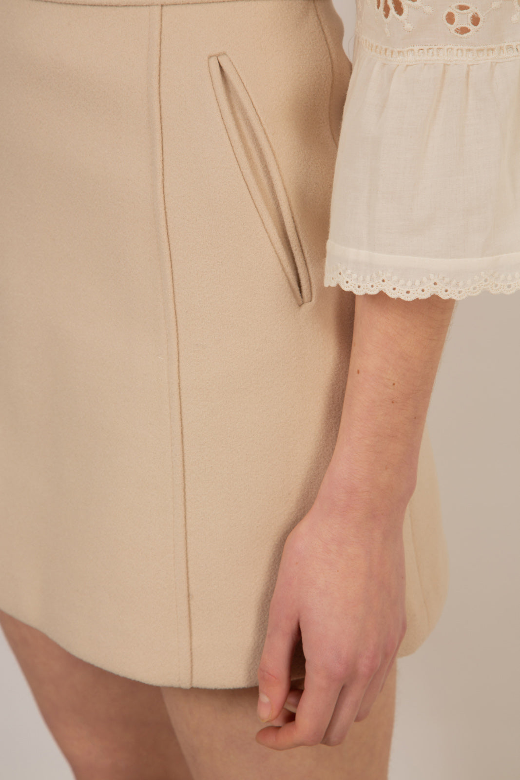 Ivory tailored mini skirt_3