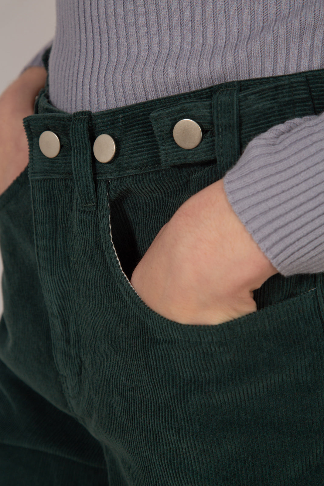 Green corduroy button waist trousers_5