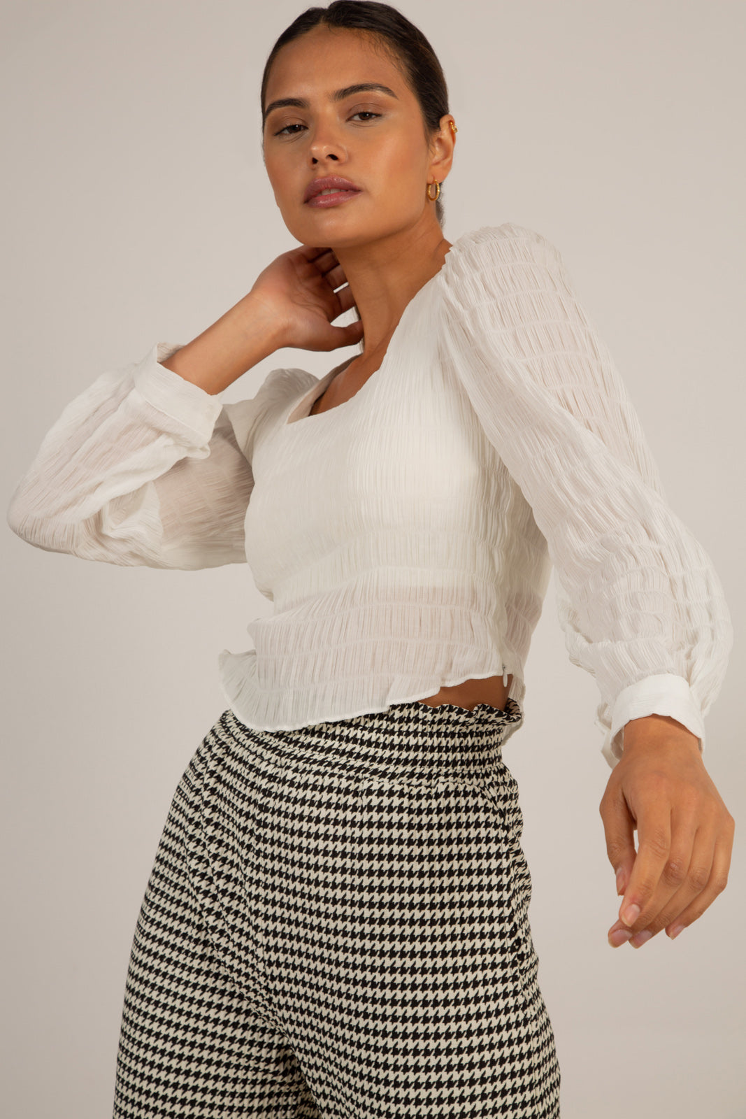 Ivory square neck textured blouse_5