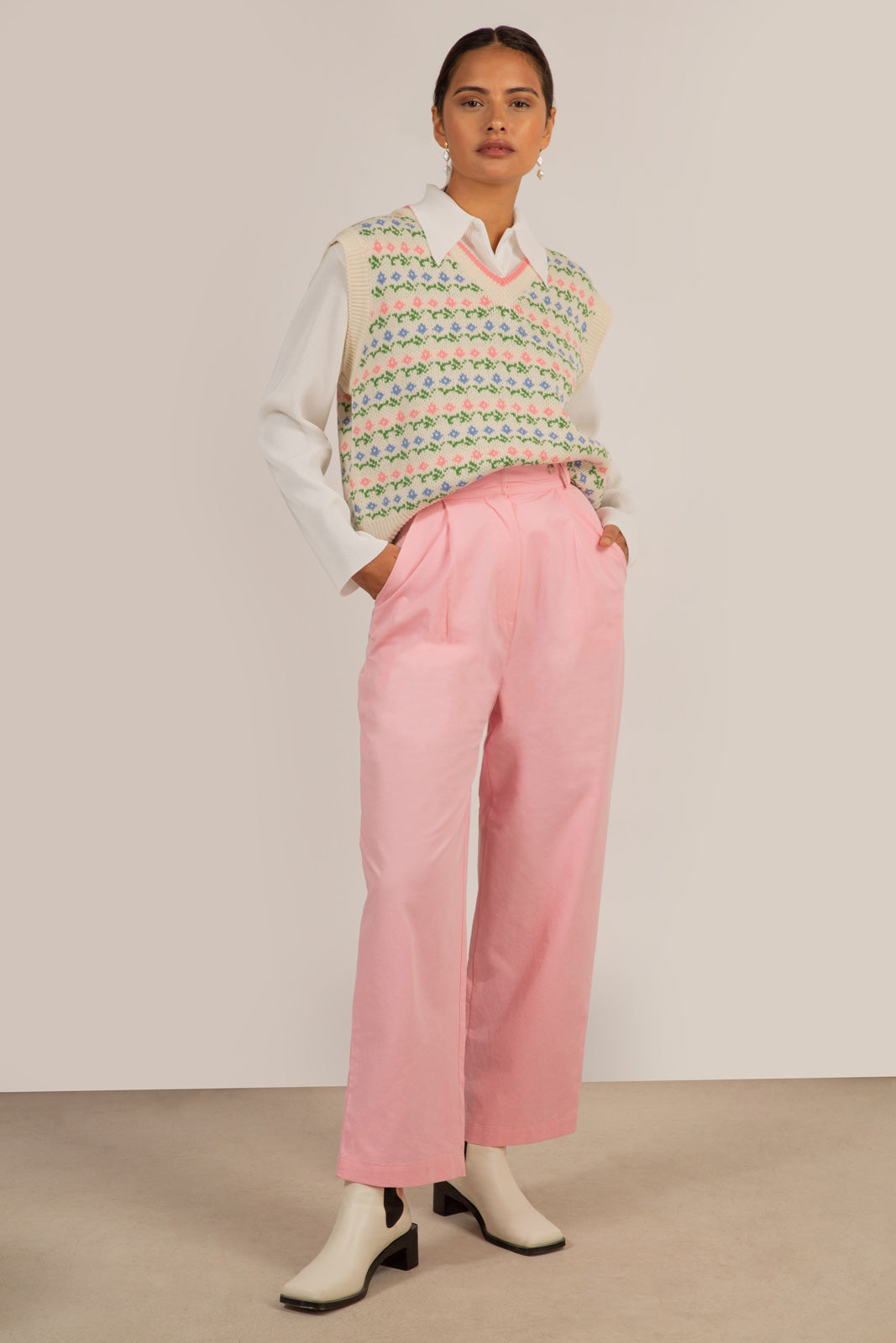 Pink and green tiny intarsia flower sweater vest_4