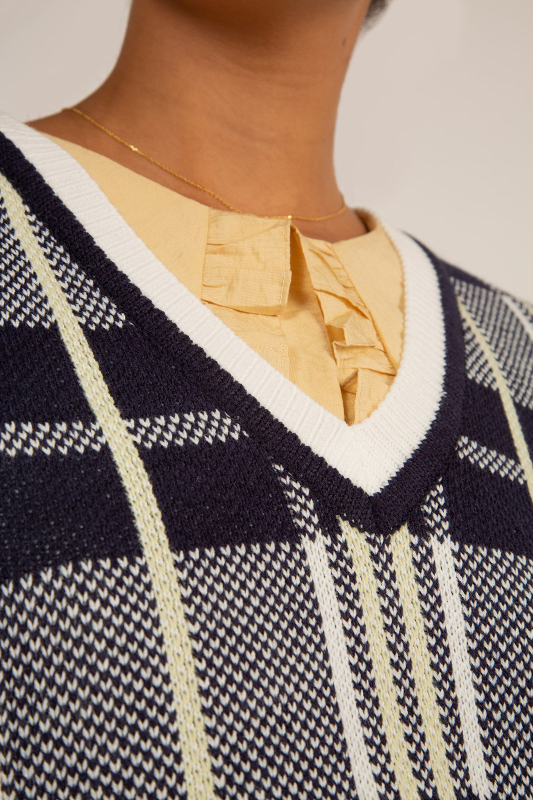 Navy and yellow checked vest_7