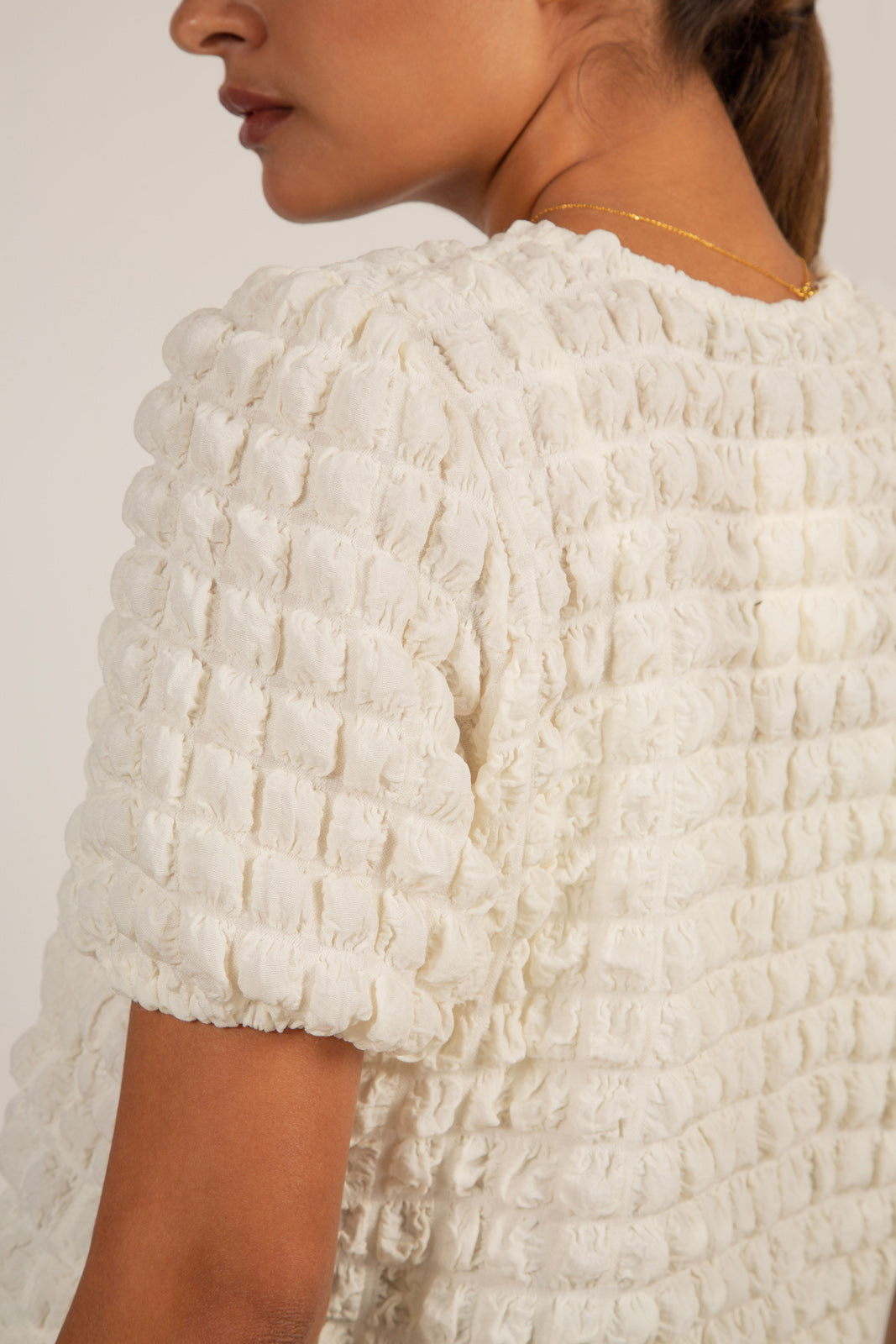Cream textured puff short sleeved top_10