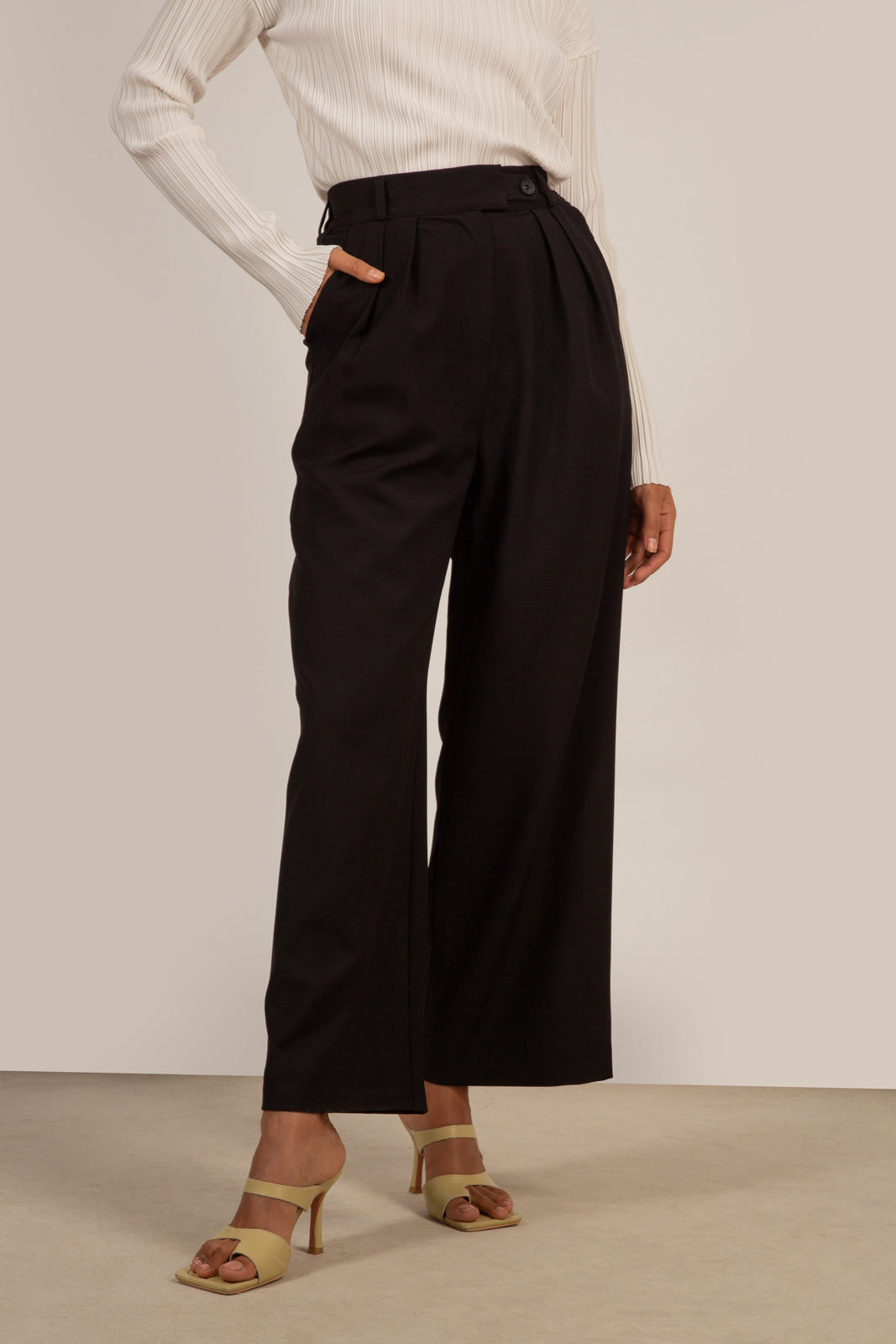 Black double pleat smart trousers_6