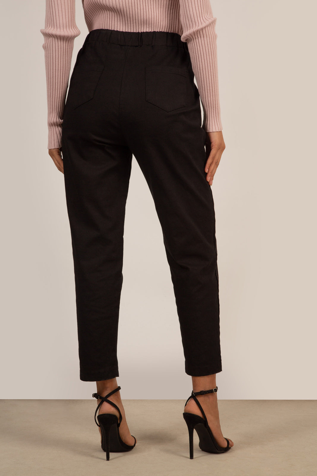 Black loose fit drawstring trousers_5