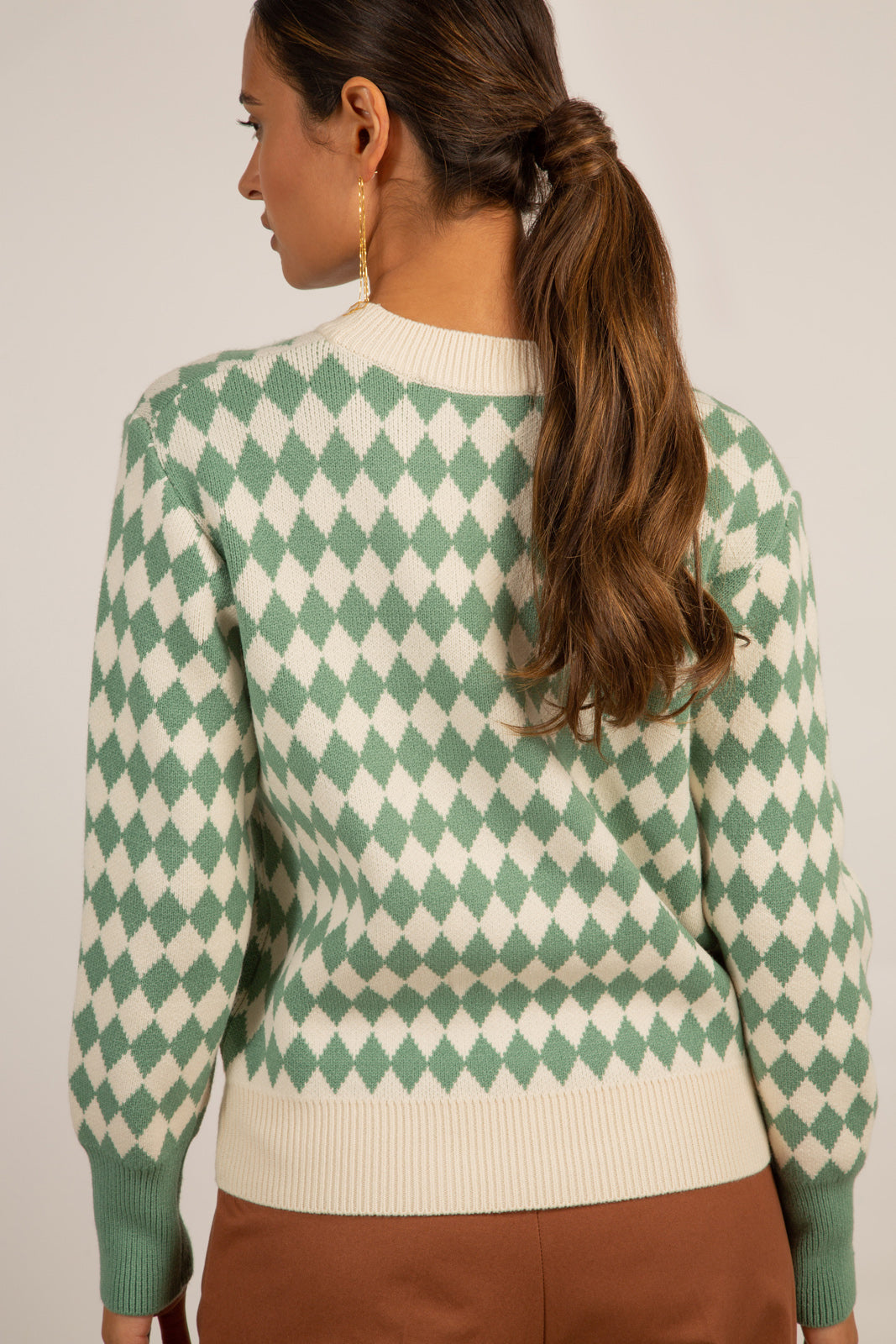 Green and ivory diamond contrast hem jumper_8