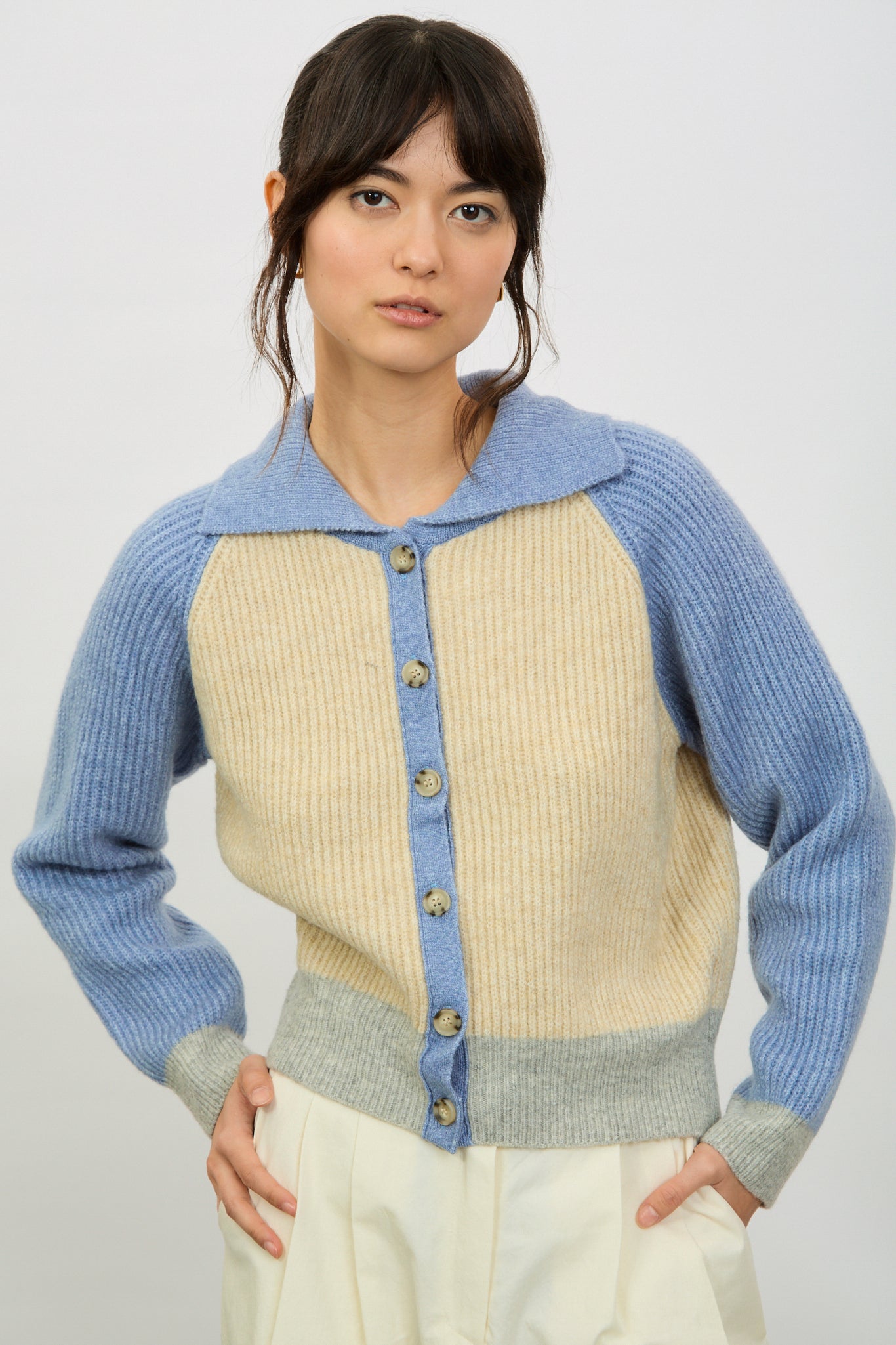 Baby blue and grey colourblock cardigan_1