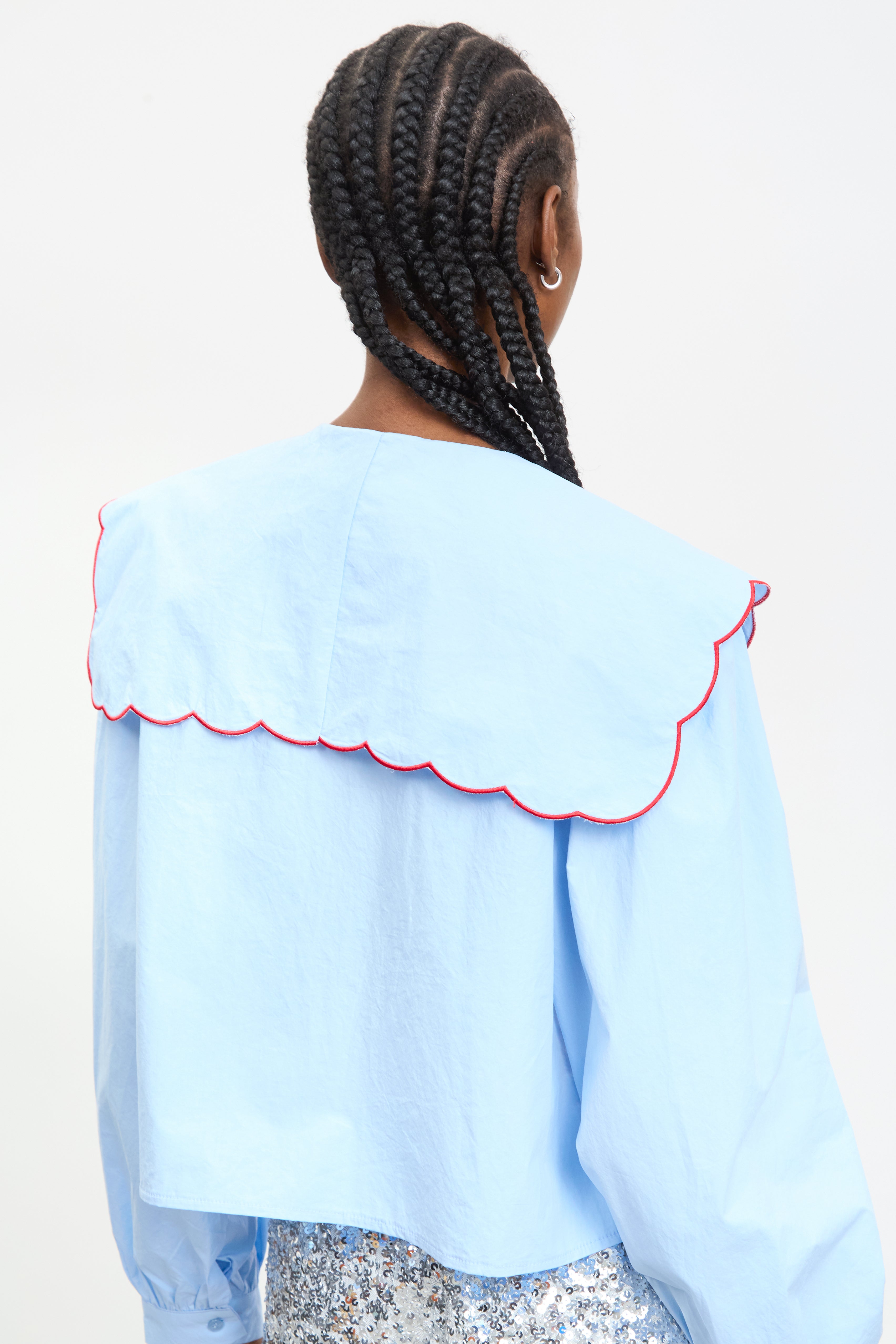 Baby blue contrast trim scalloped giant collar shirt_2