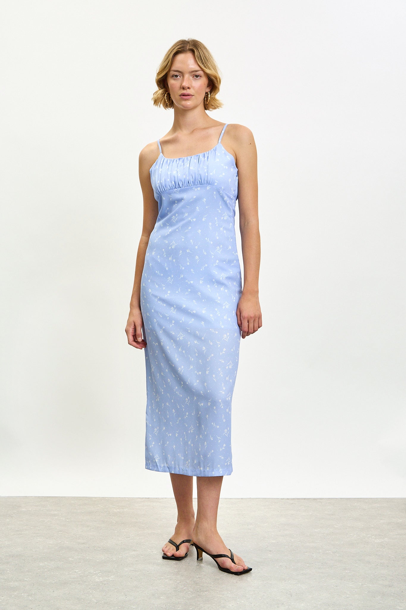 Baby blue floral print ruched bust strappy dress_1