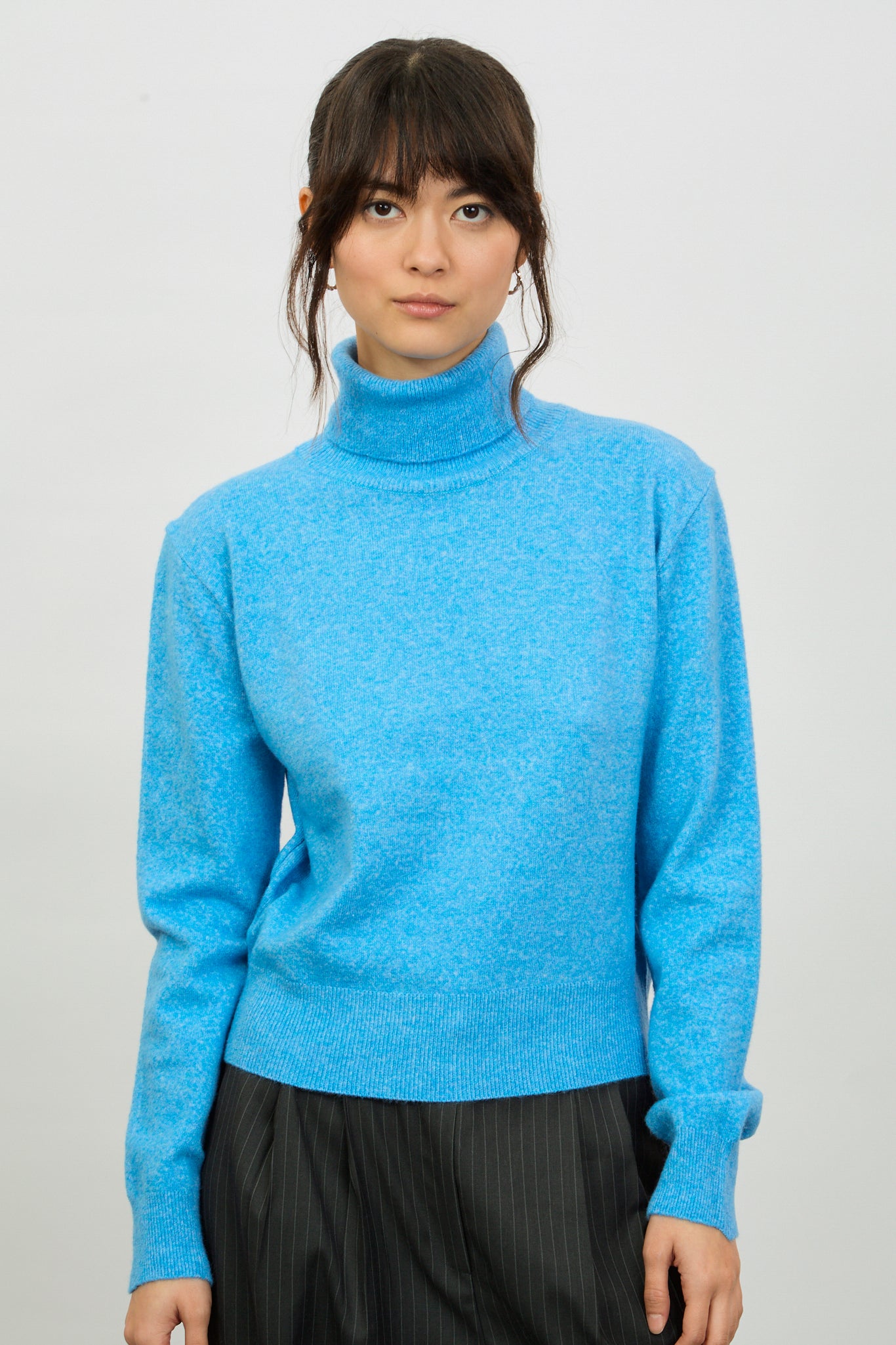 Baby blue thick short knit turtleneck_1