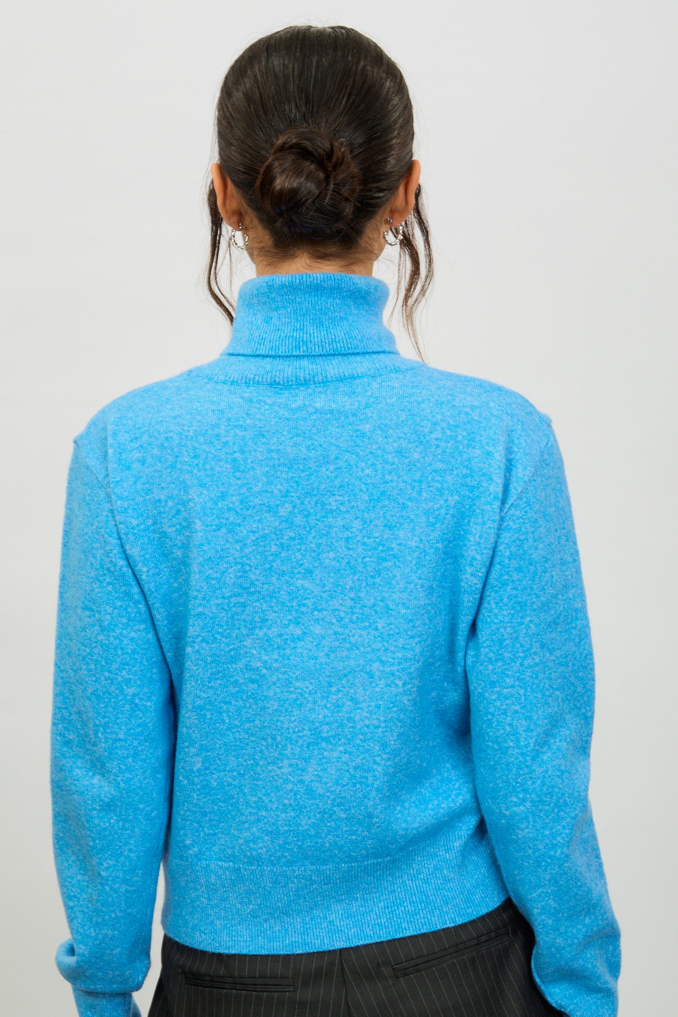 Baby blue thick short knit turtleneck_2