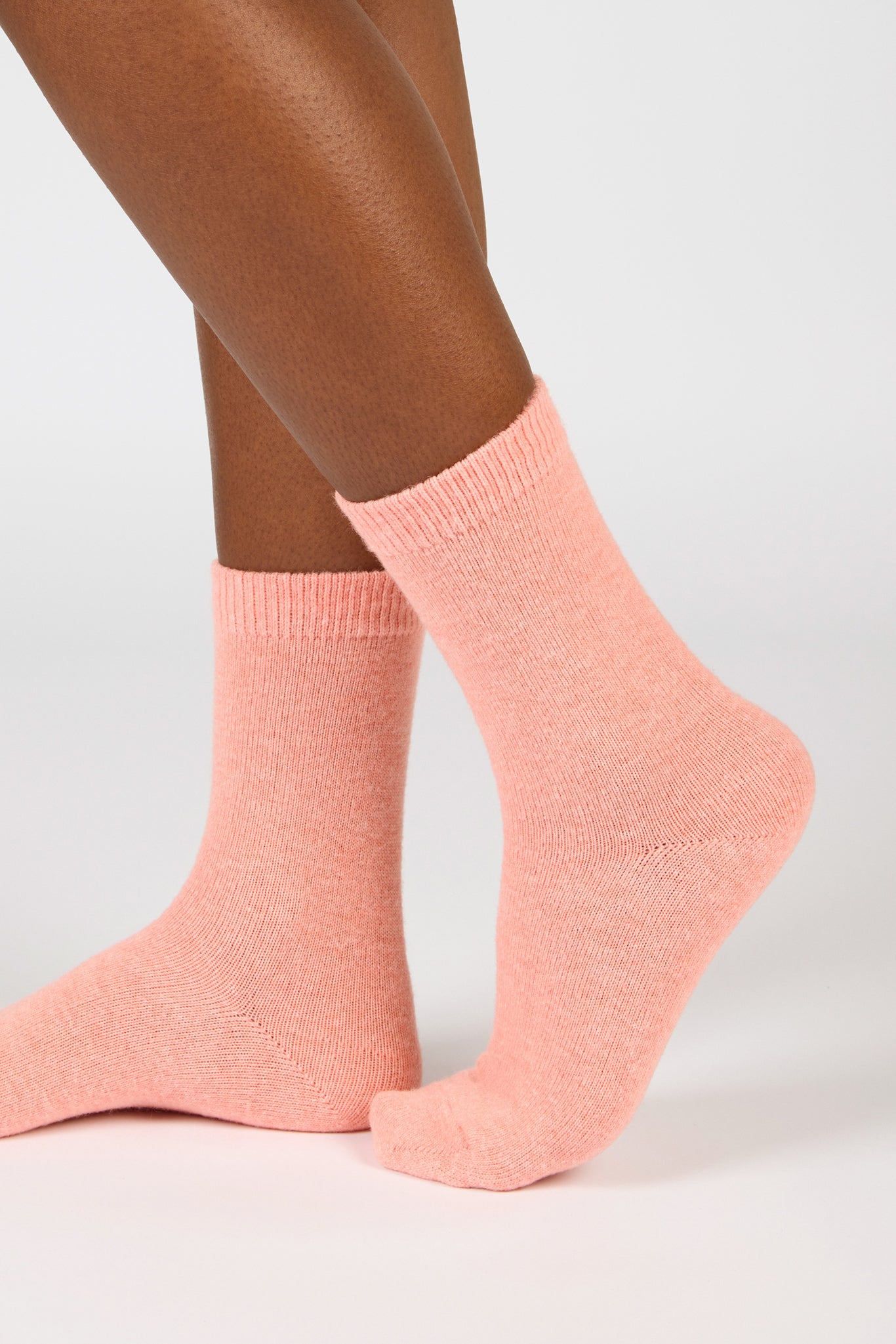 Baby pink smooth cashmere wool blend socks_3