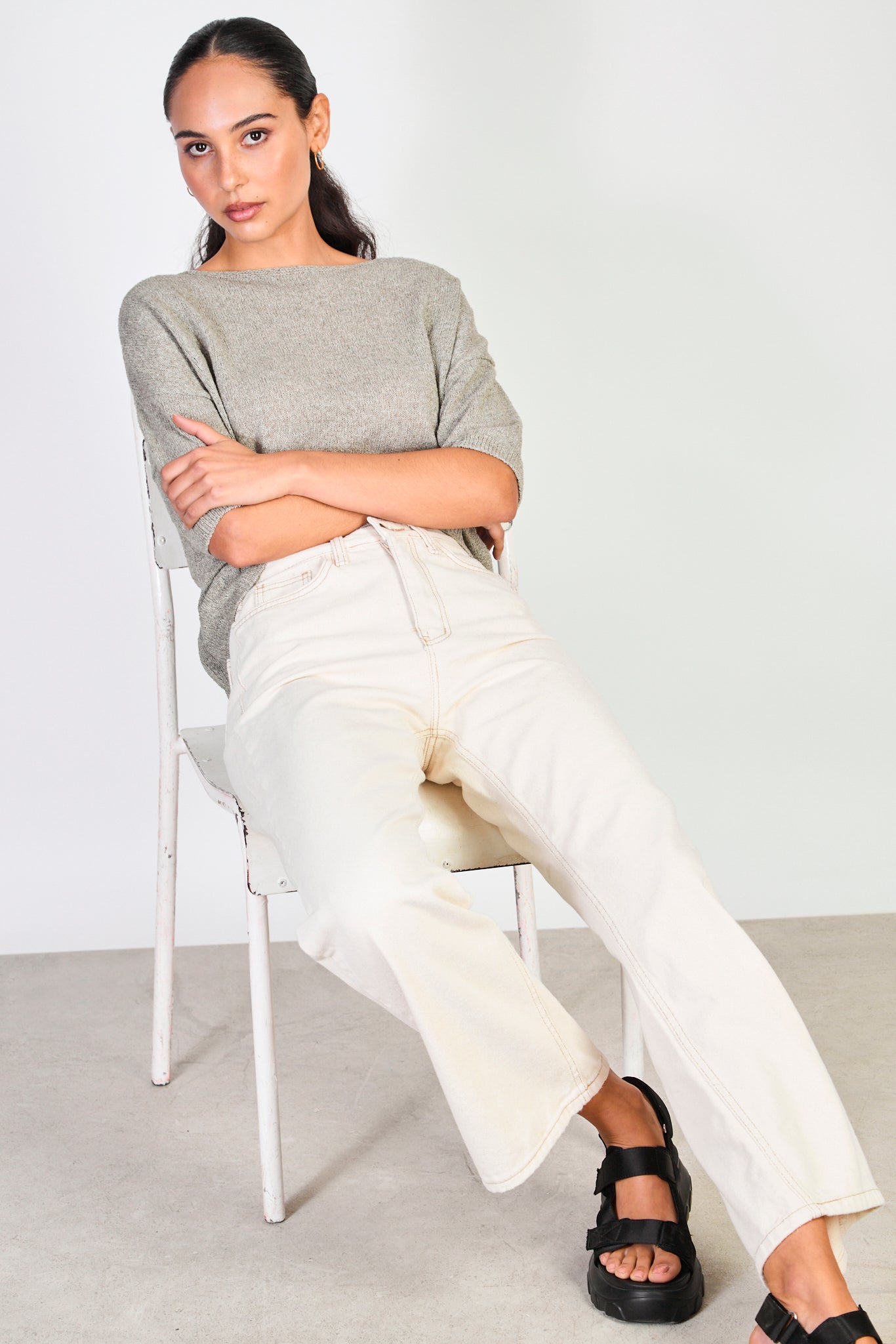 Beige and brown contrast stitch wide leg jeans_5