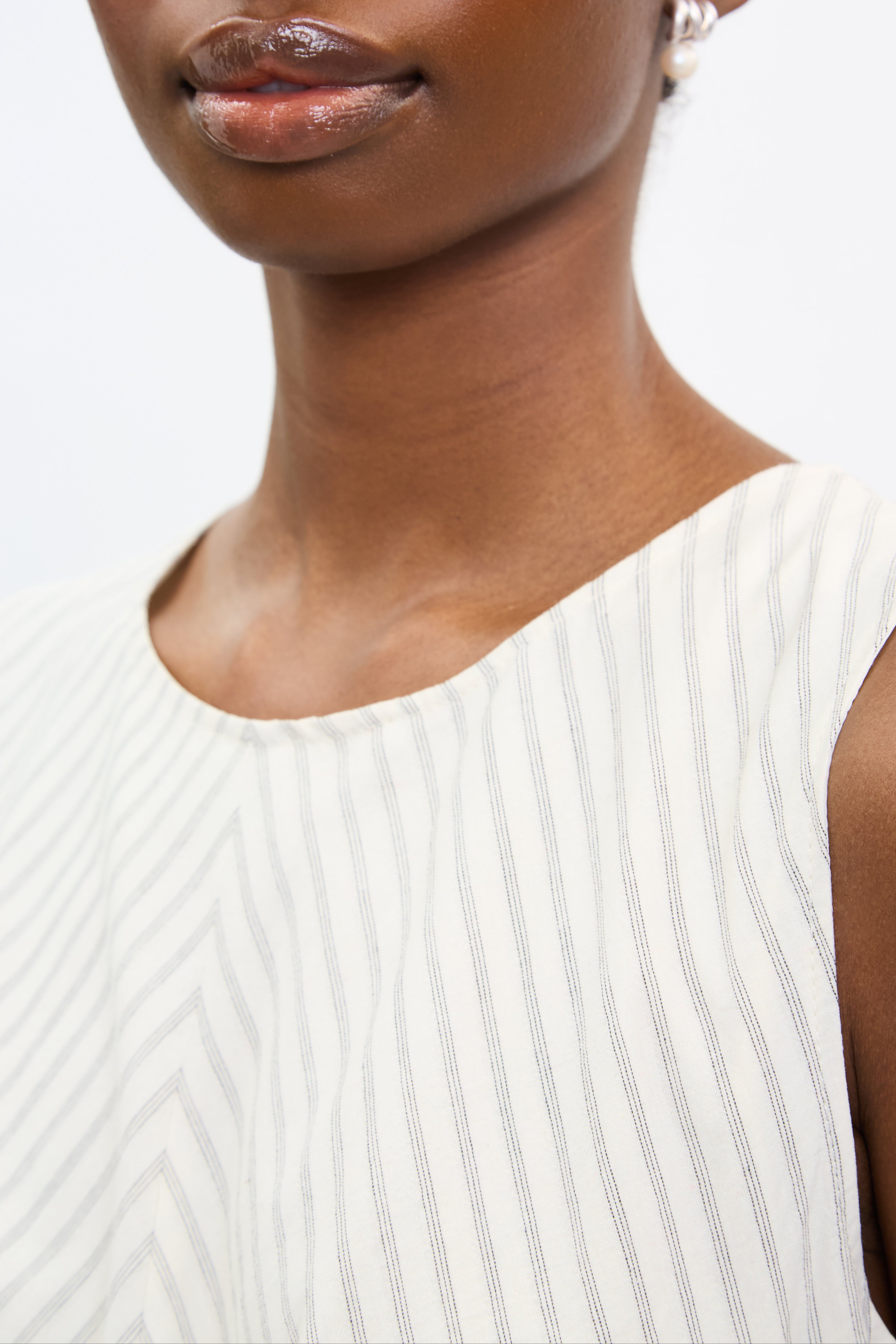 Beige and ivory twist tie waist dress_4