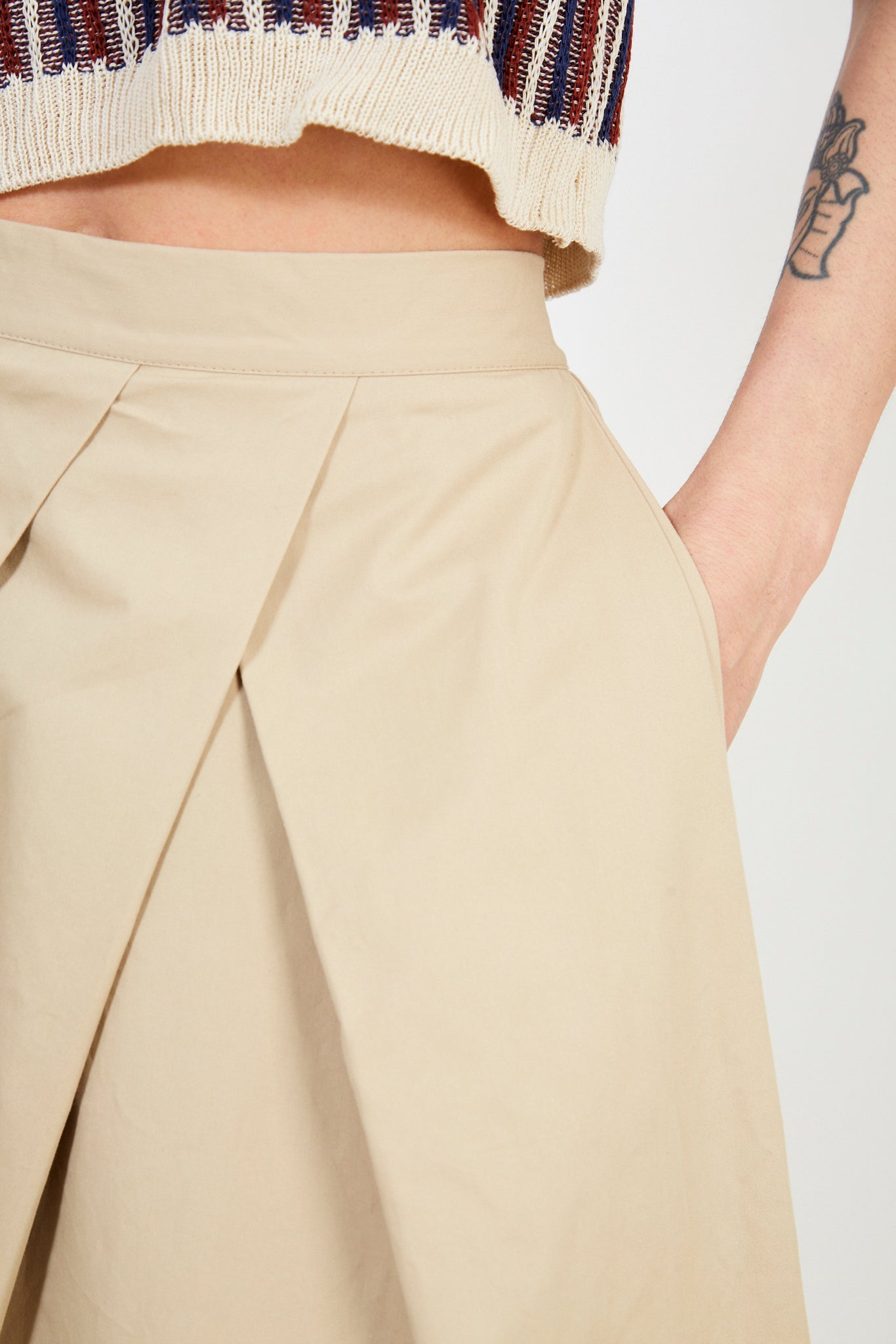 Beige cascading pleat full skirt_3