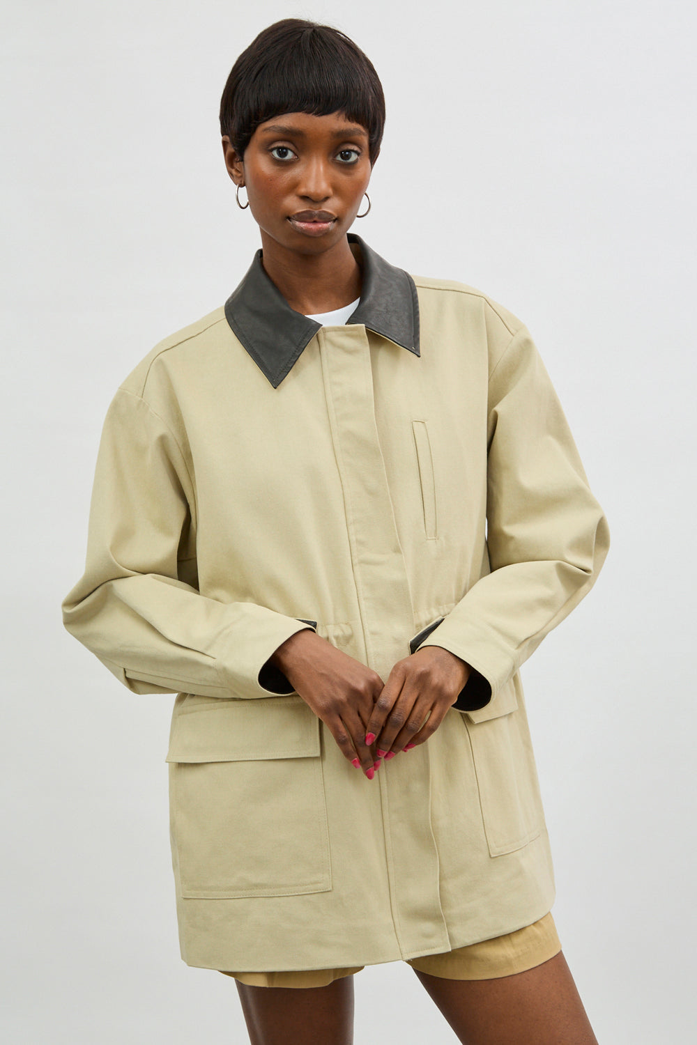 Beige contrast vegan leather collar jacket_1