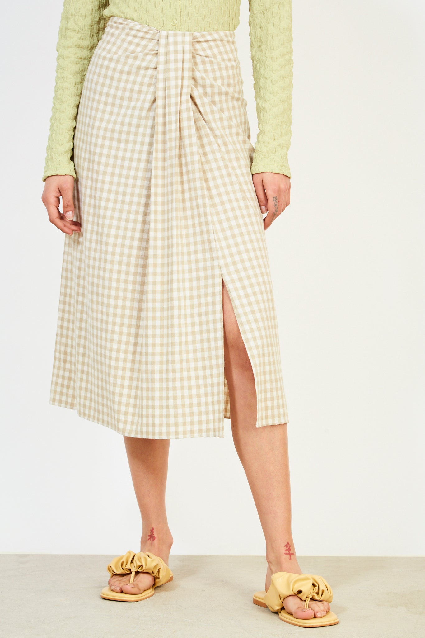 Beige gingham skirt_1