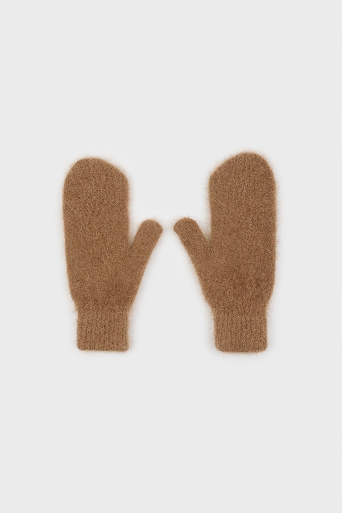 Beige mohair mittens_1