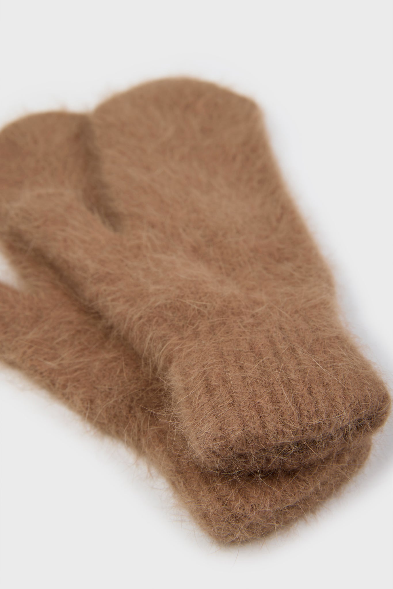 Beige mohair mittens_4