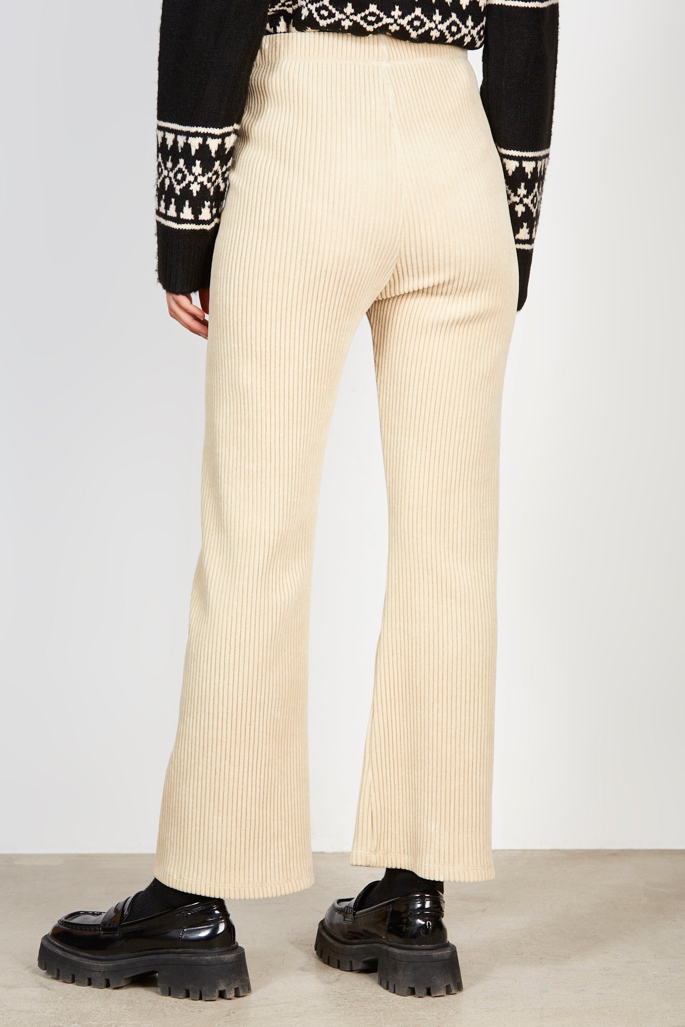 Beige velvet ribbed trousers_2