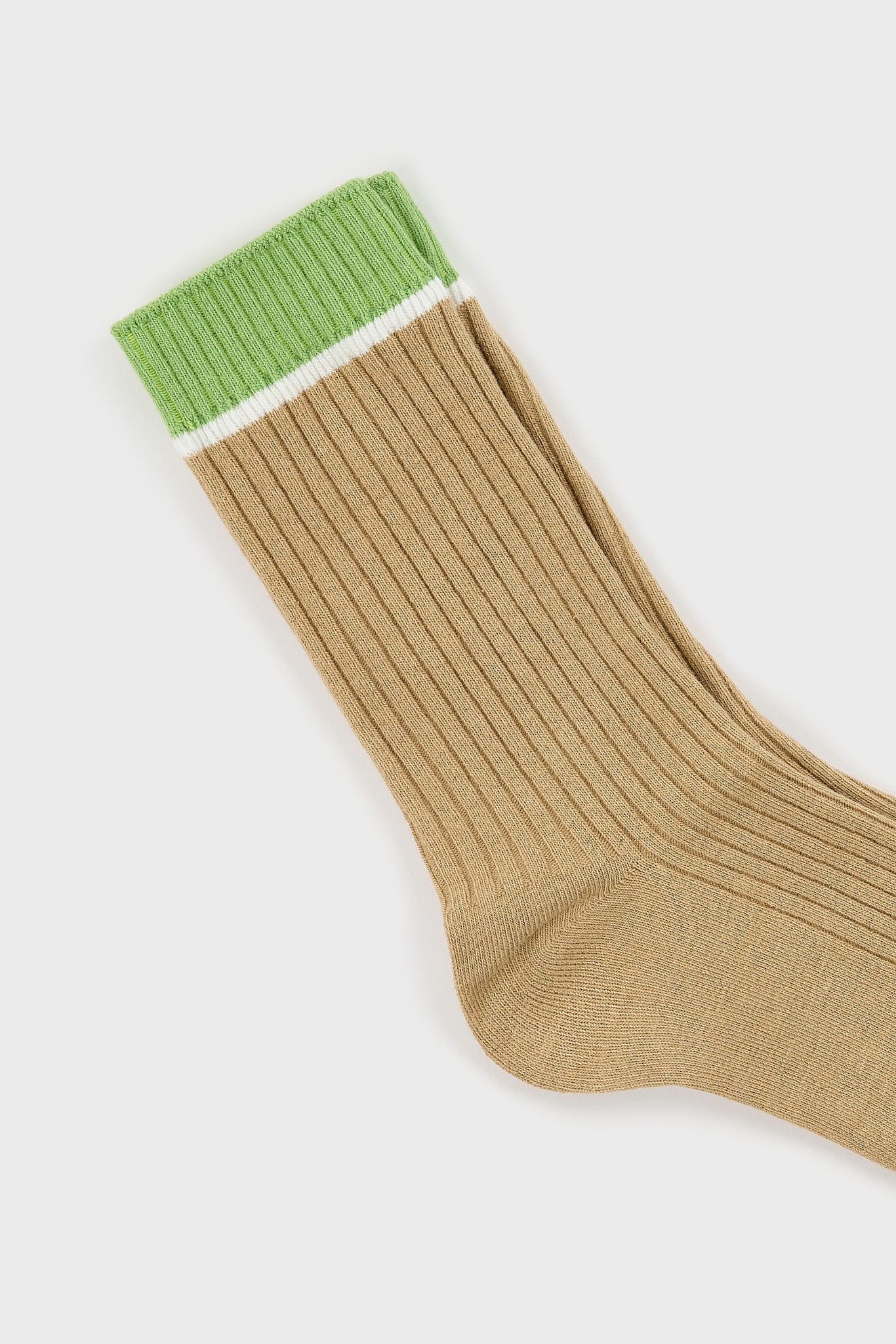 Beige white and green colorblock ribbed socks_2