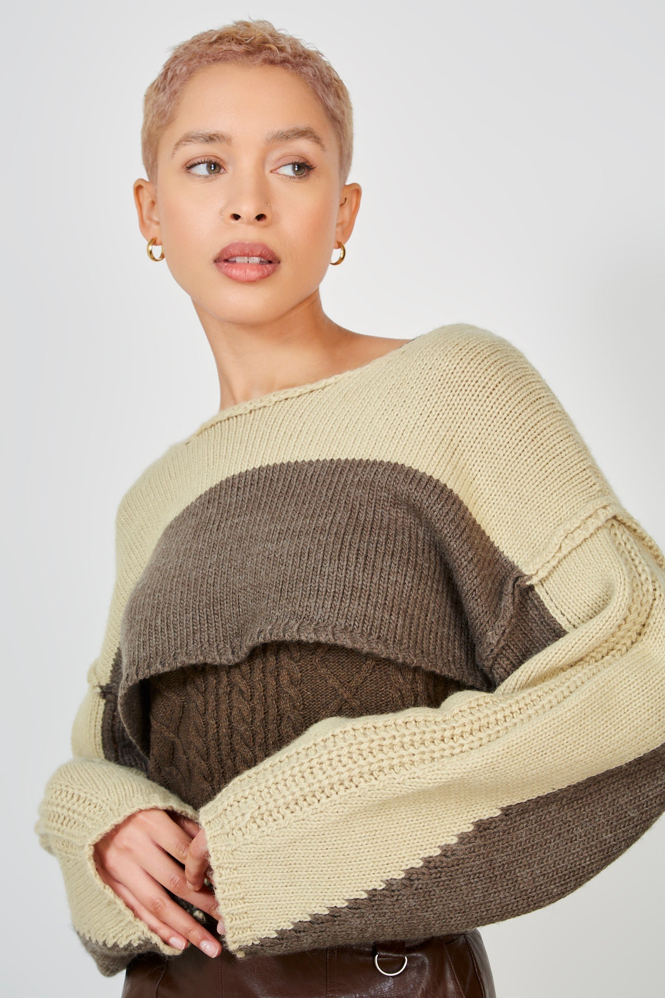 Beige colourblock wide jumper_1