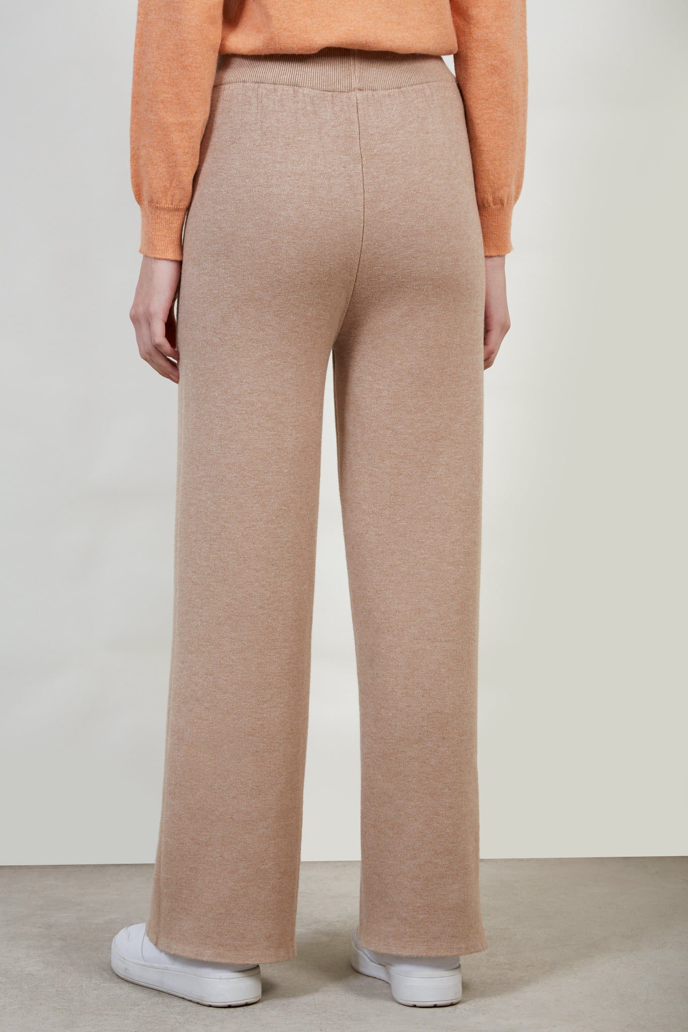 Beige fuzzy lined thick knit trousers_3