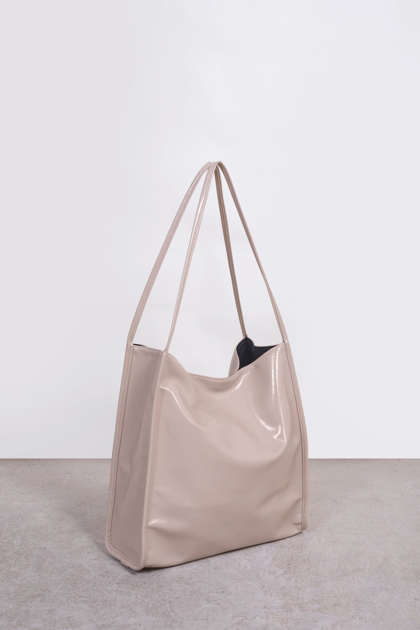 Beige high shine PVC tote bag_2