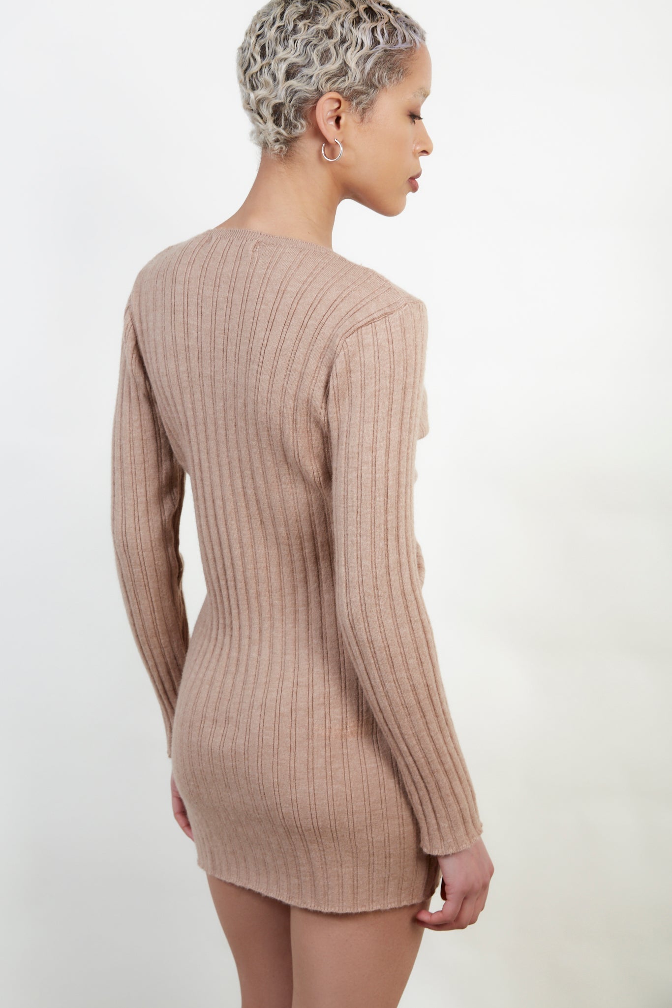 Beige ribbed pull front knit mini dress_4