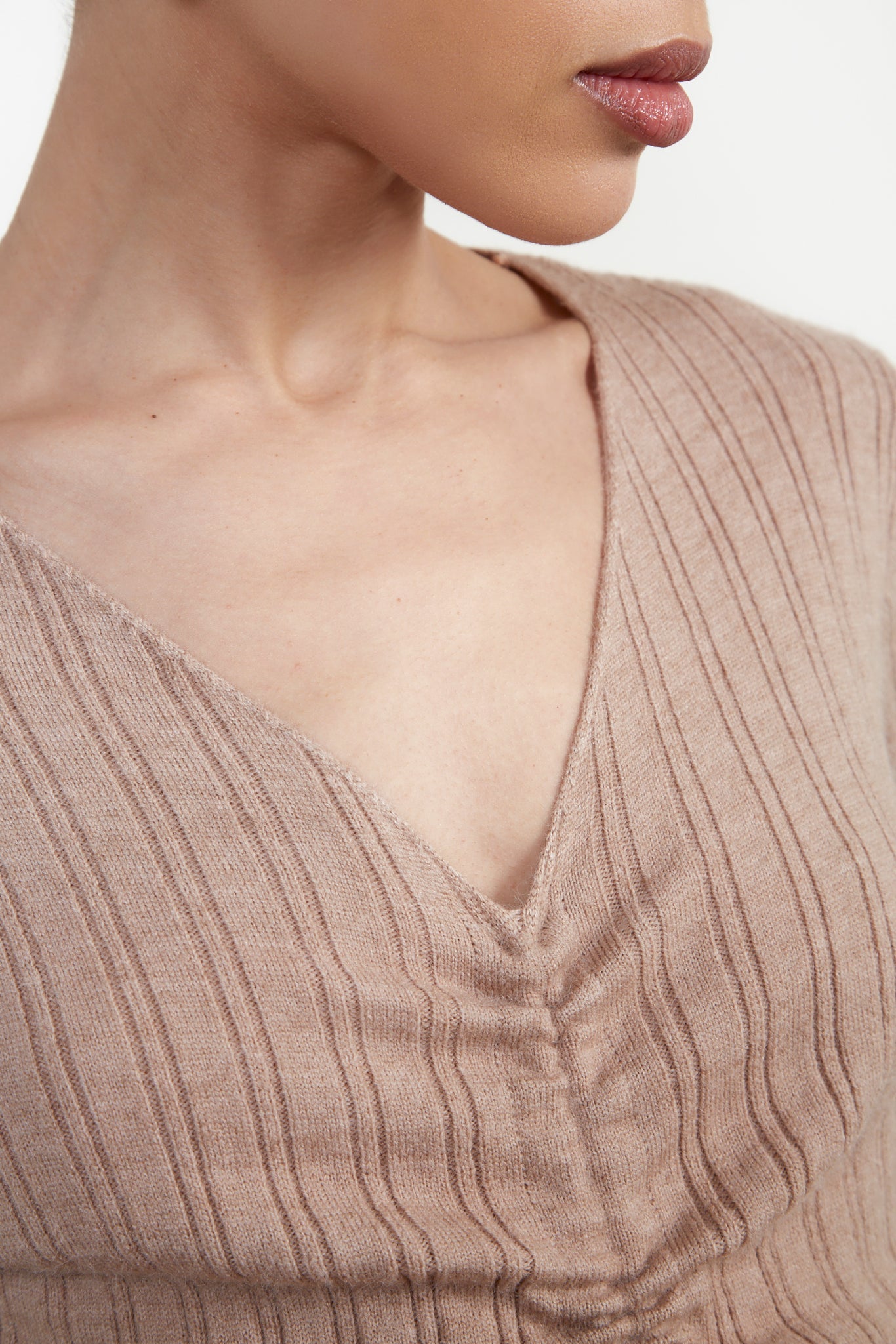 Beige ribbed pull front knit mini dress_5