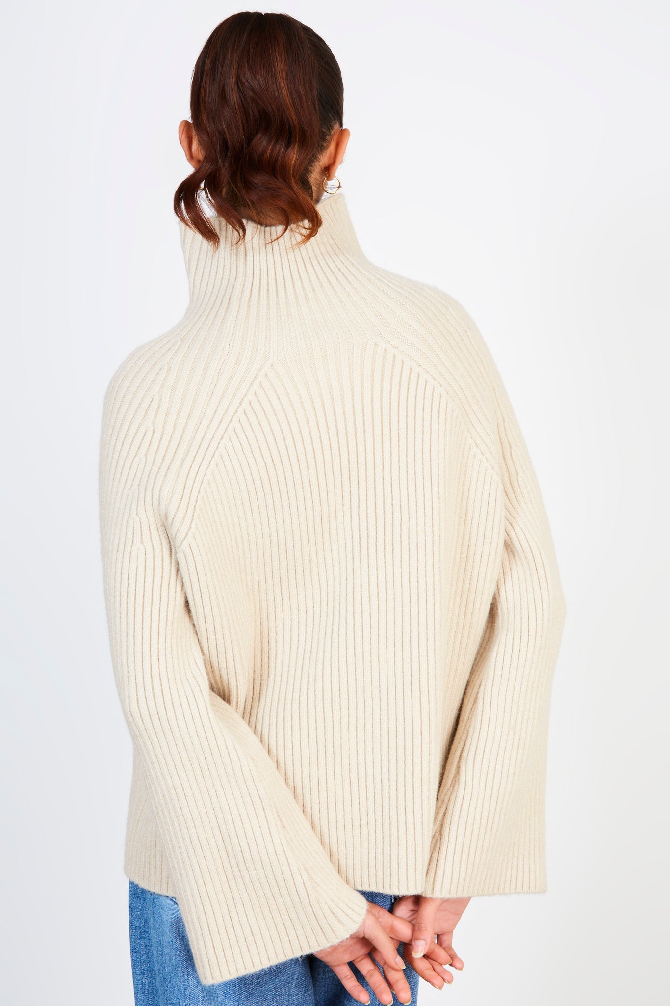 Beige shaped thick rib turtleneck jumper_2