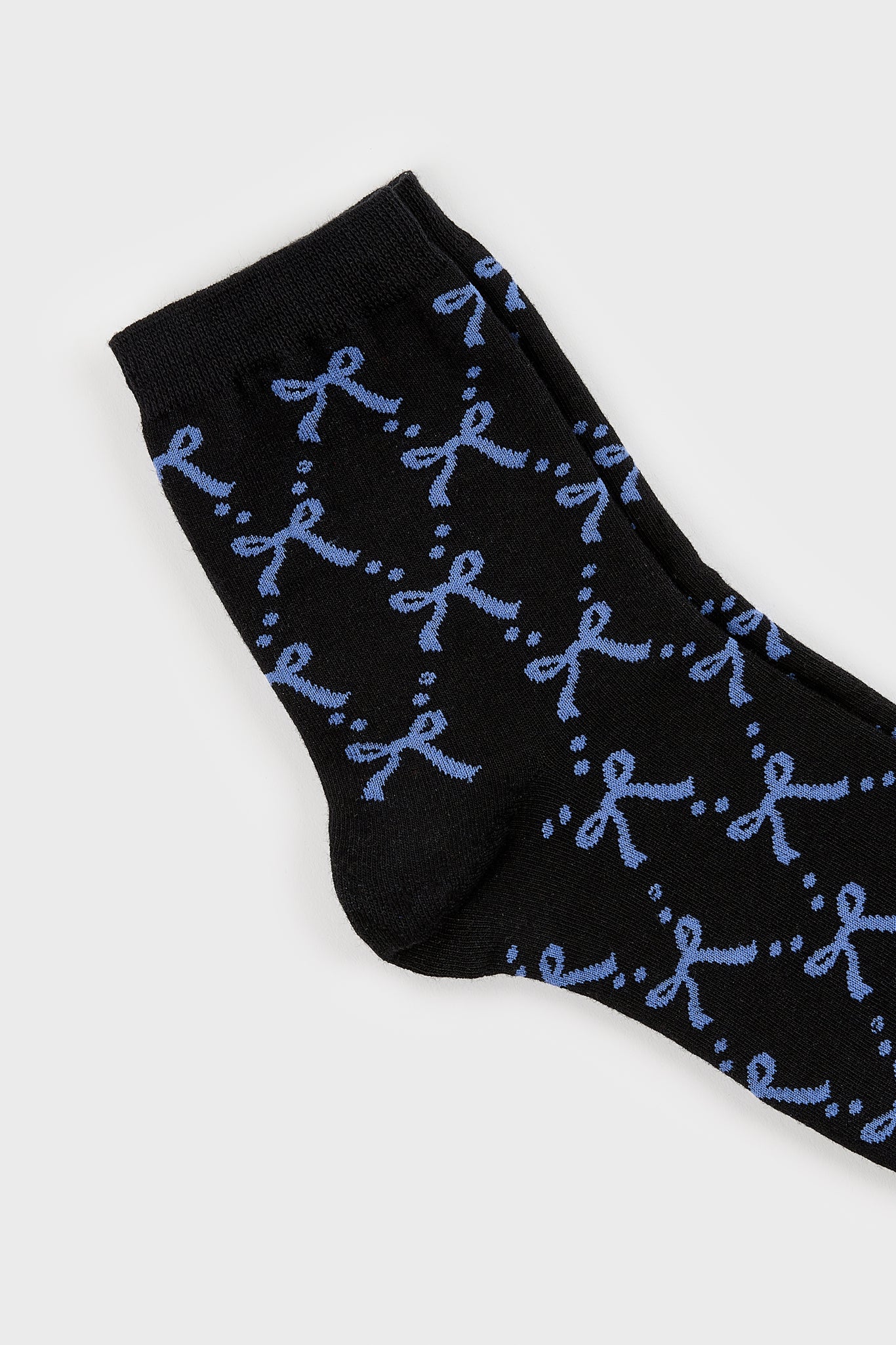 Black and blue ribbon and dots socks_2