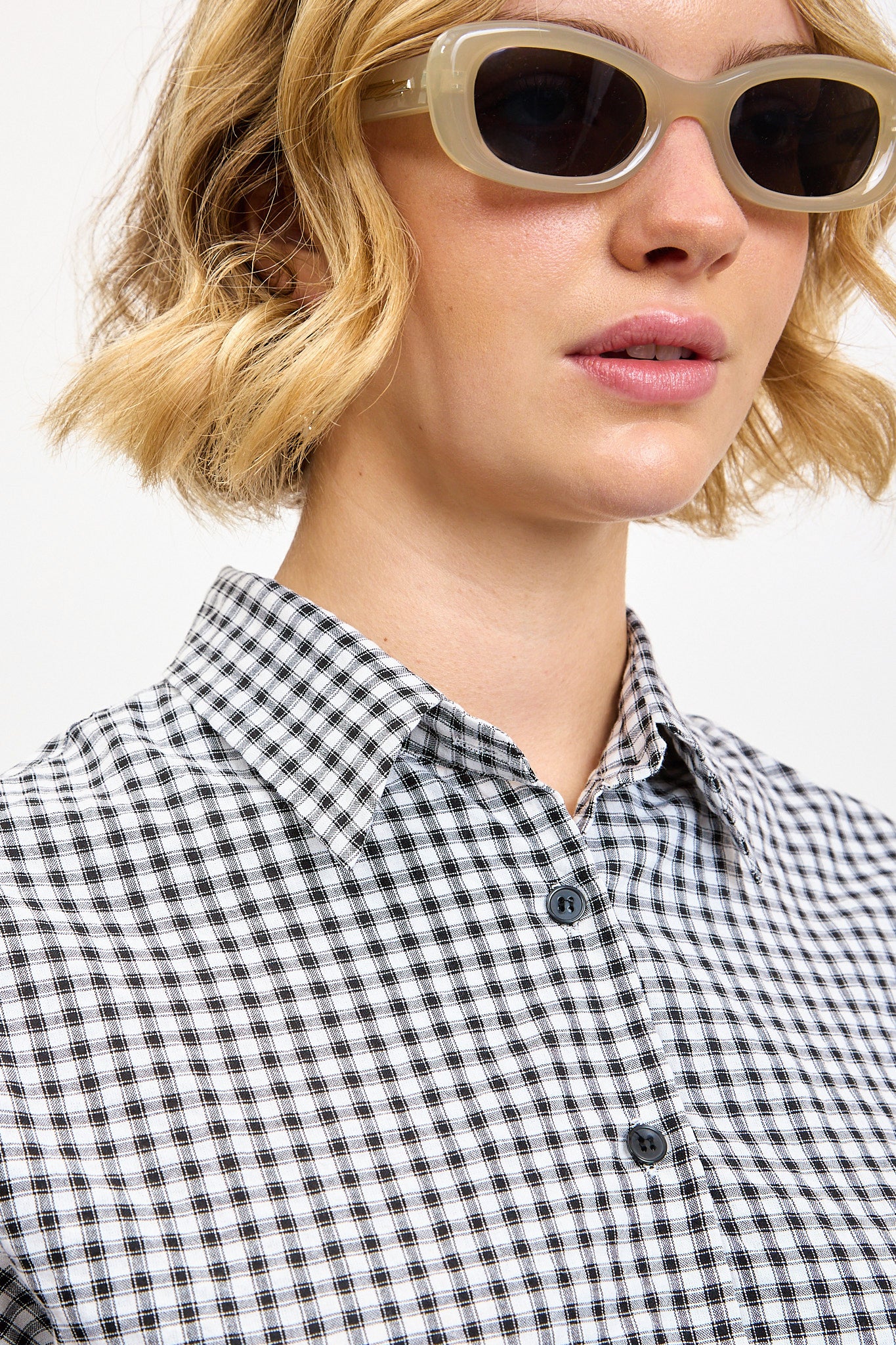 Black and white gingham short sleeve shirt_3