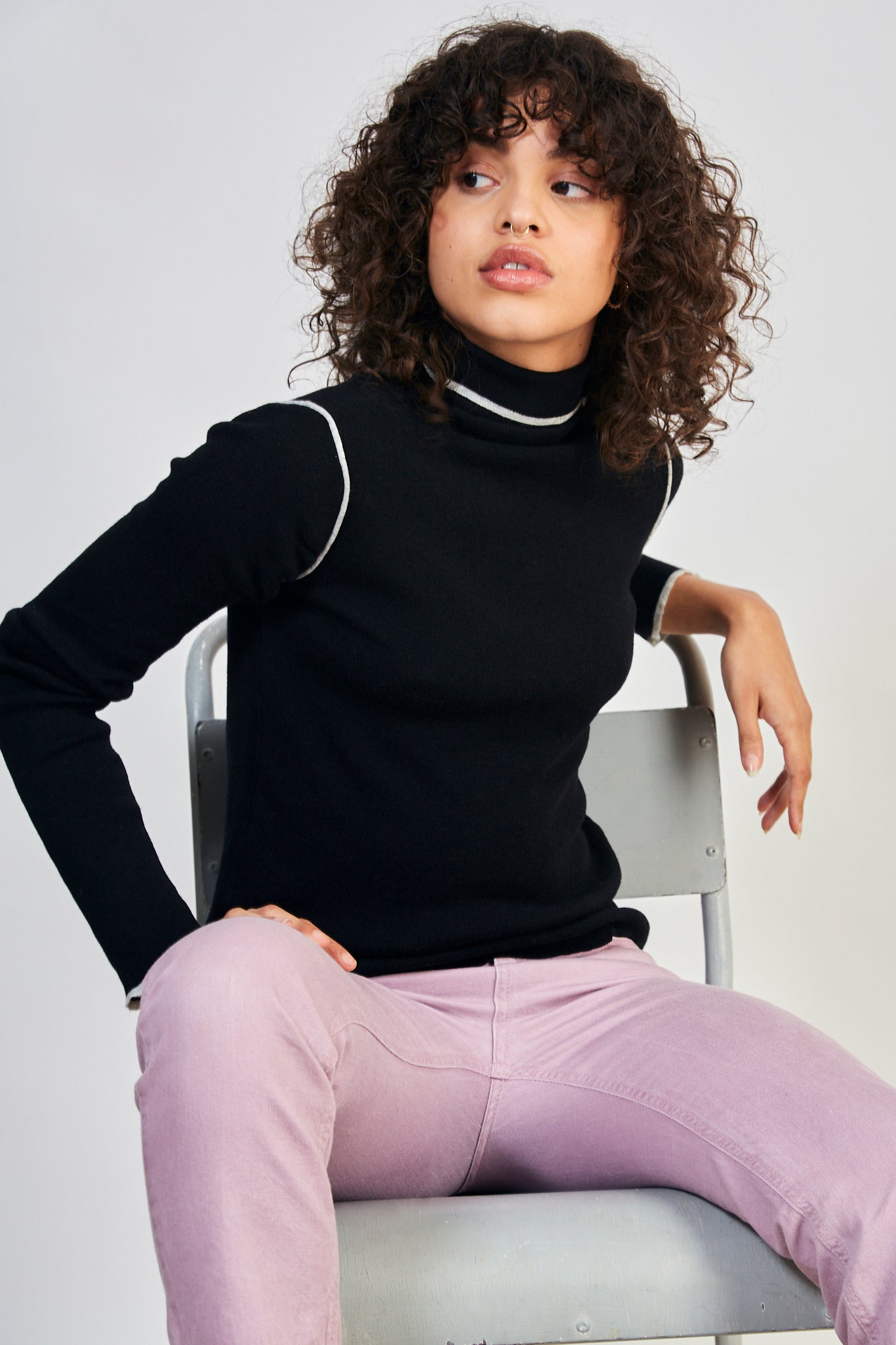 Black and white trim turtleneck top_5