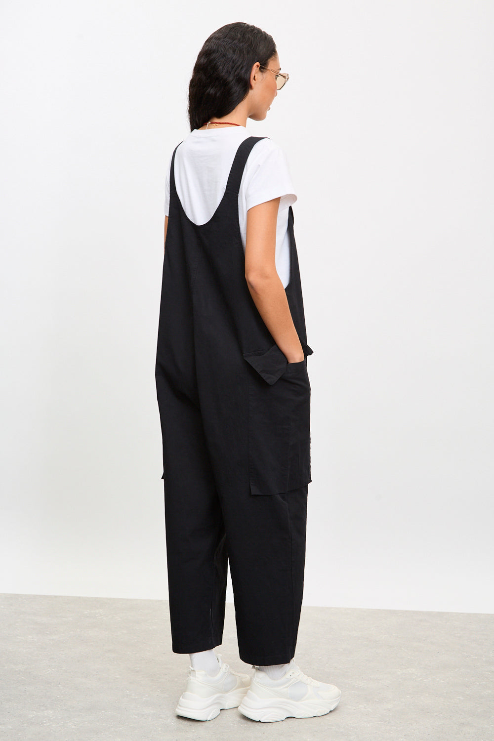 Black button strap dungerees_3