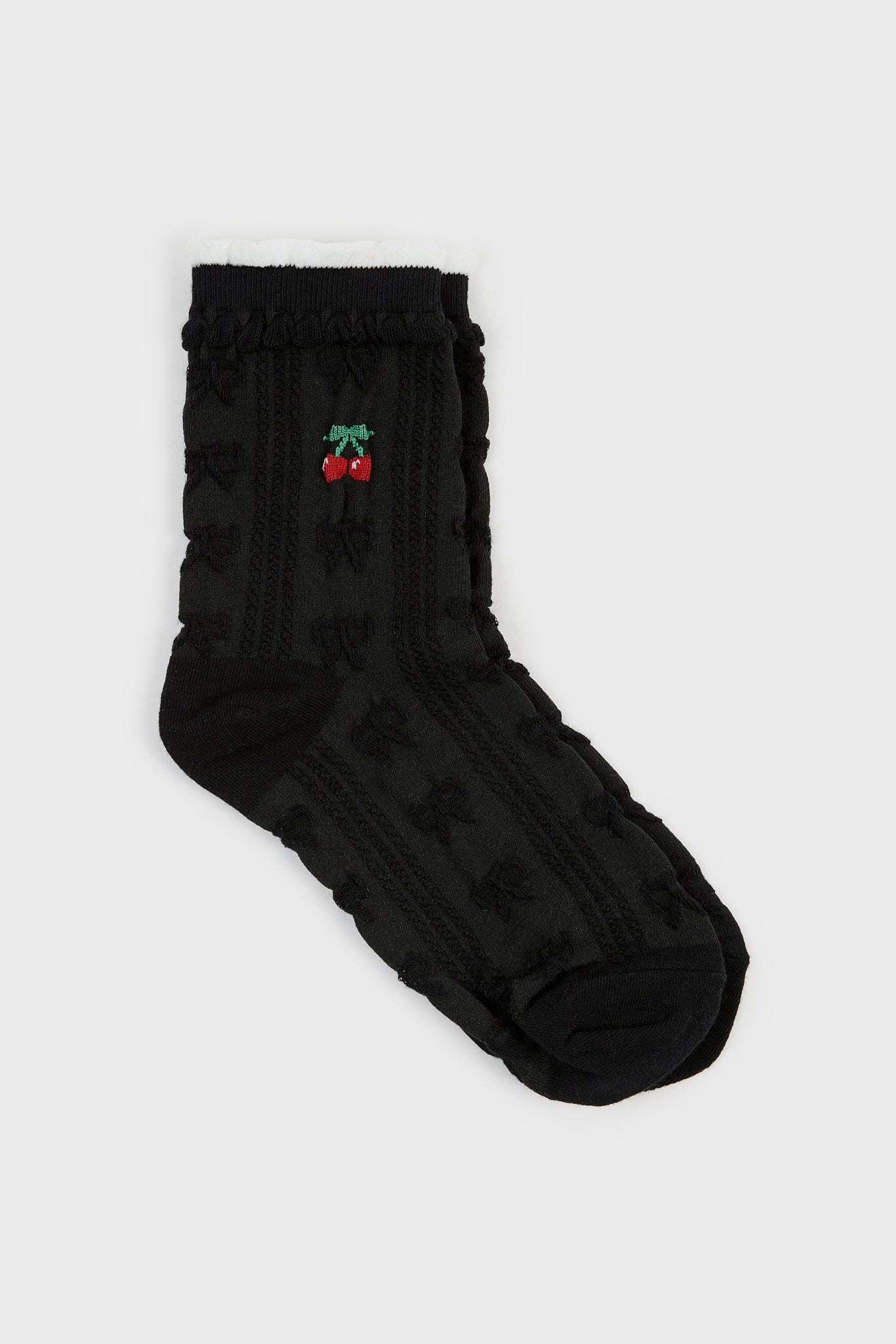 Black cherry lace ribbon socks_3
