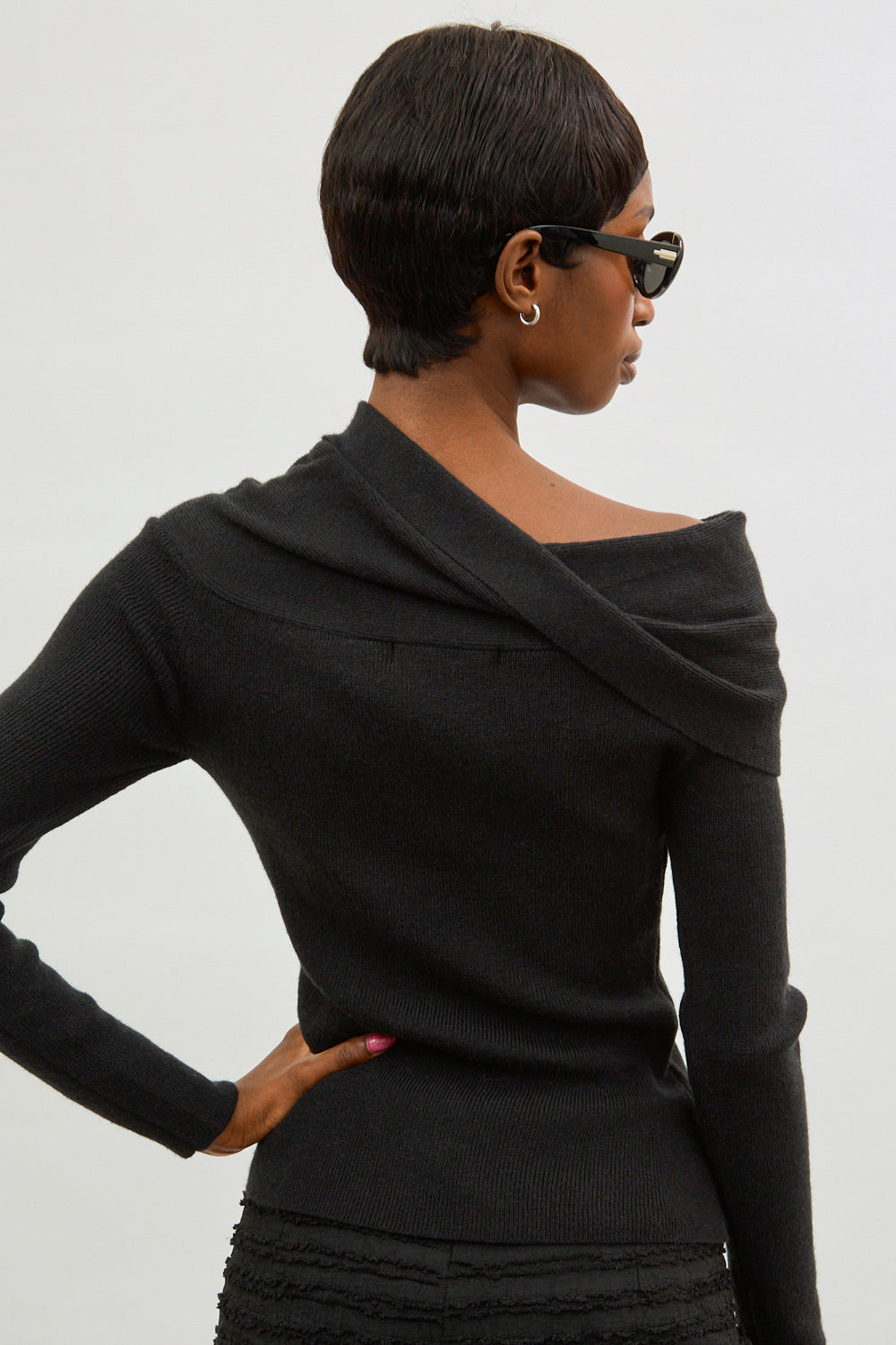 Black cross over off the shoulder top_2