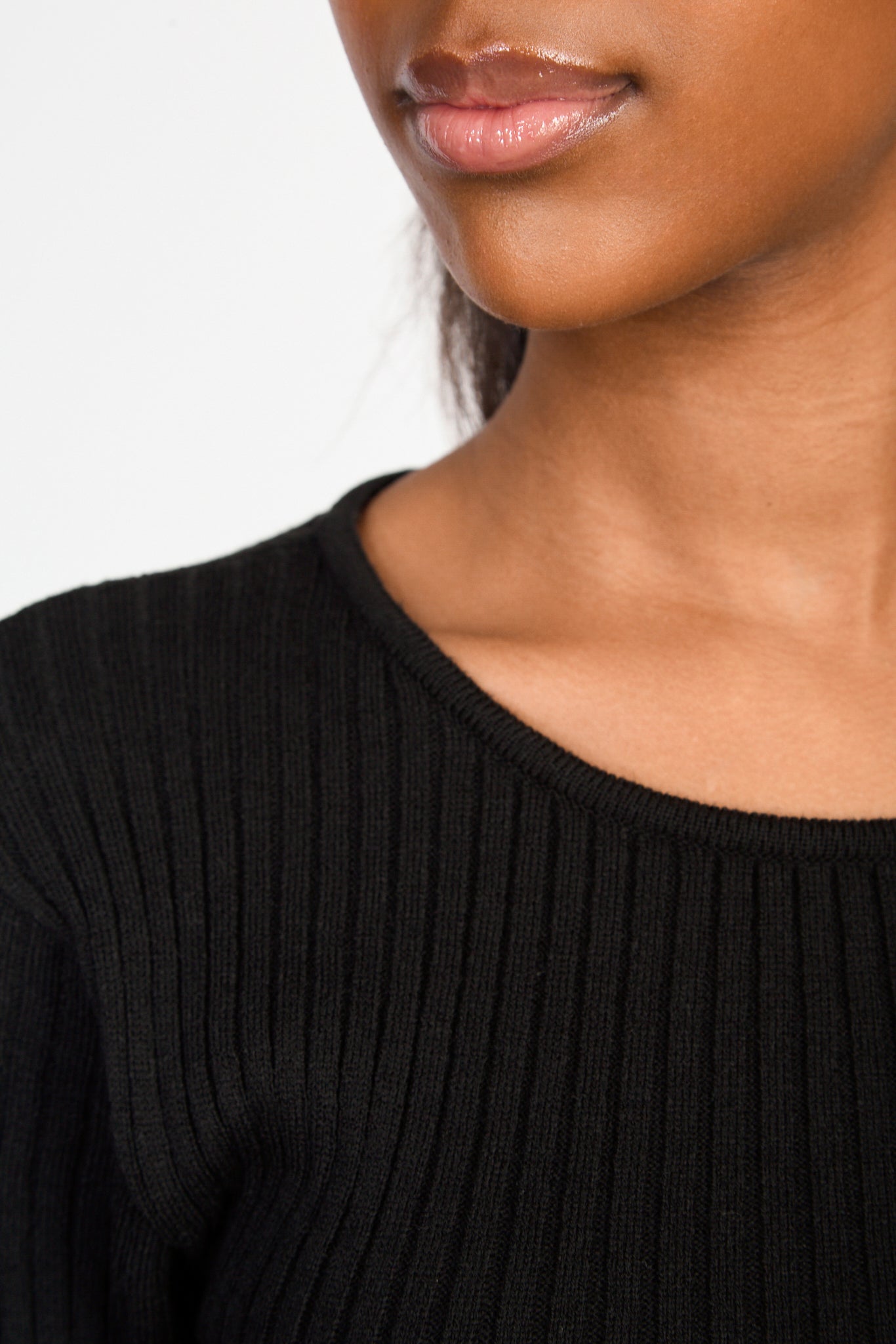 Black cross tie back knit top_3