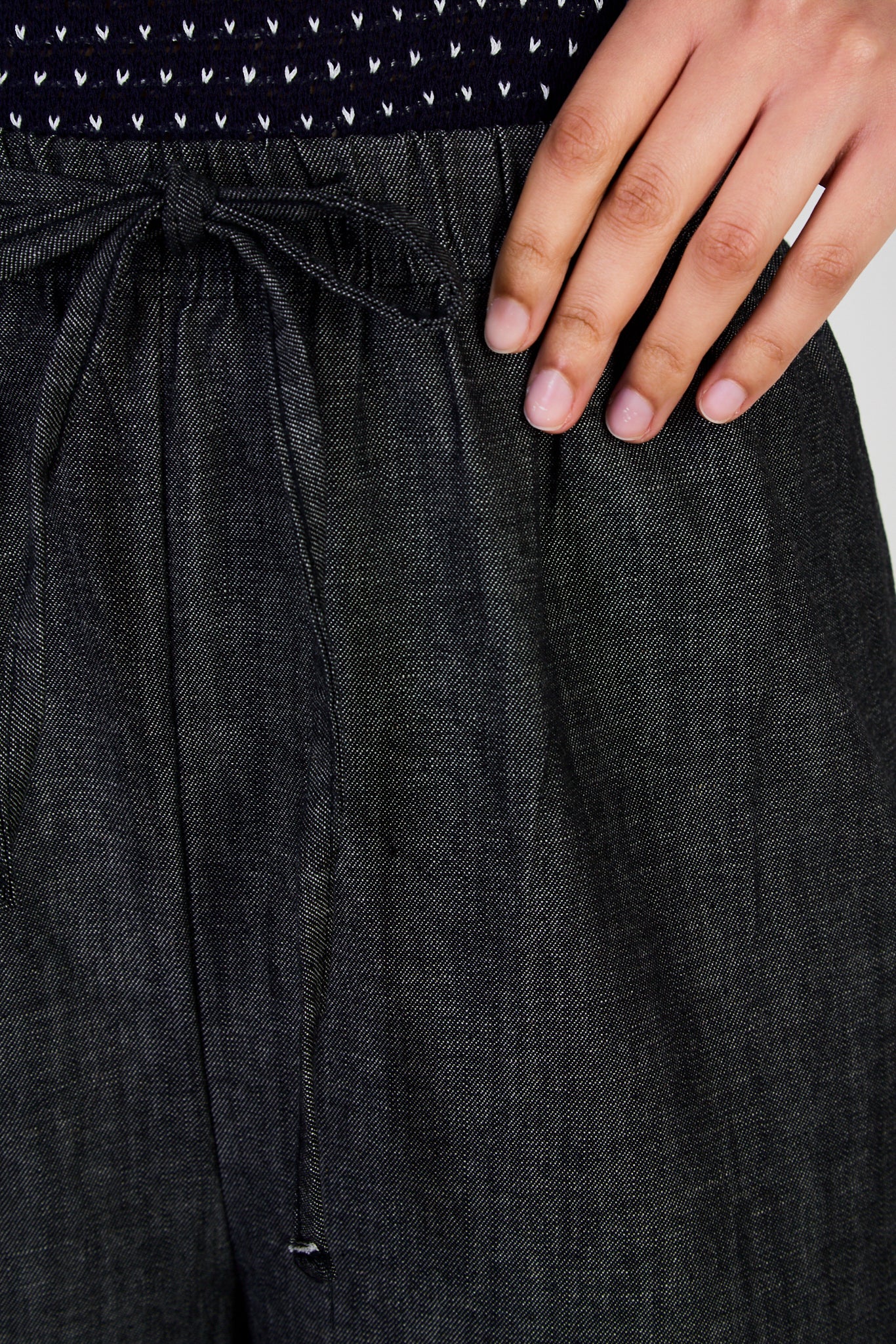 Black denim tie front denim trousers_3