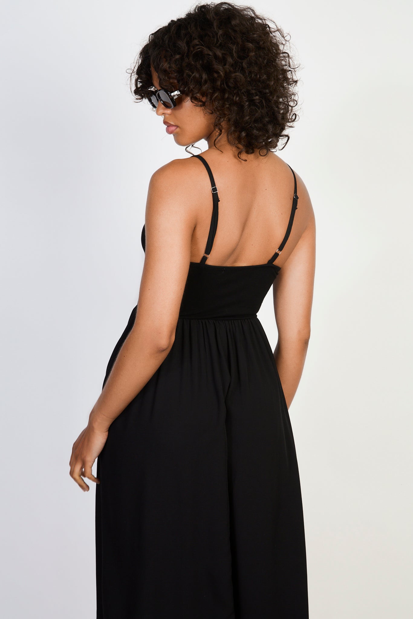 Black fitted jersey bodice dress_3