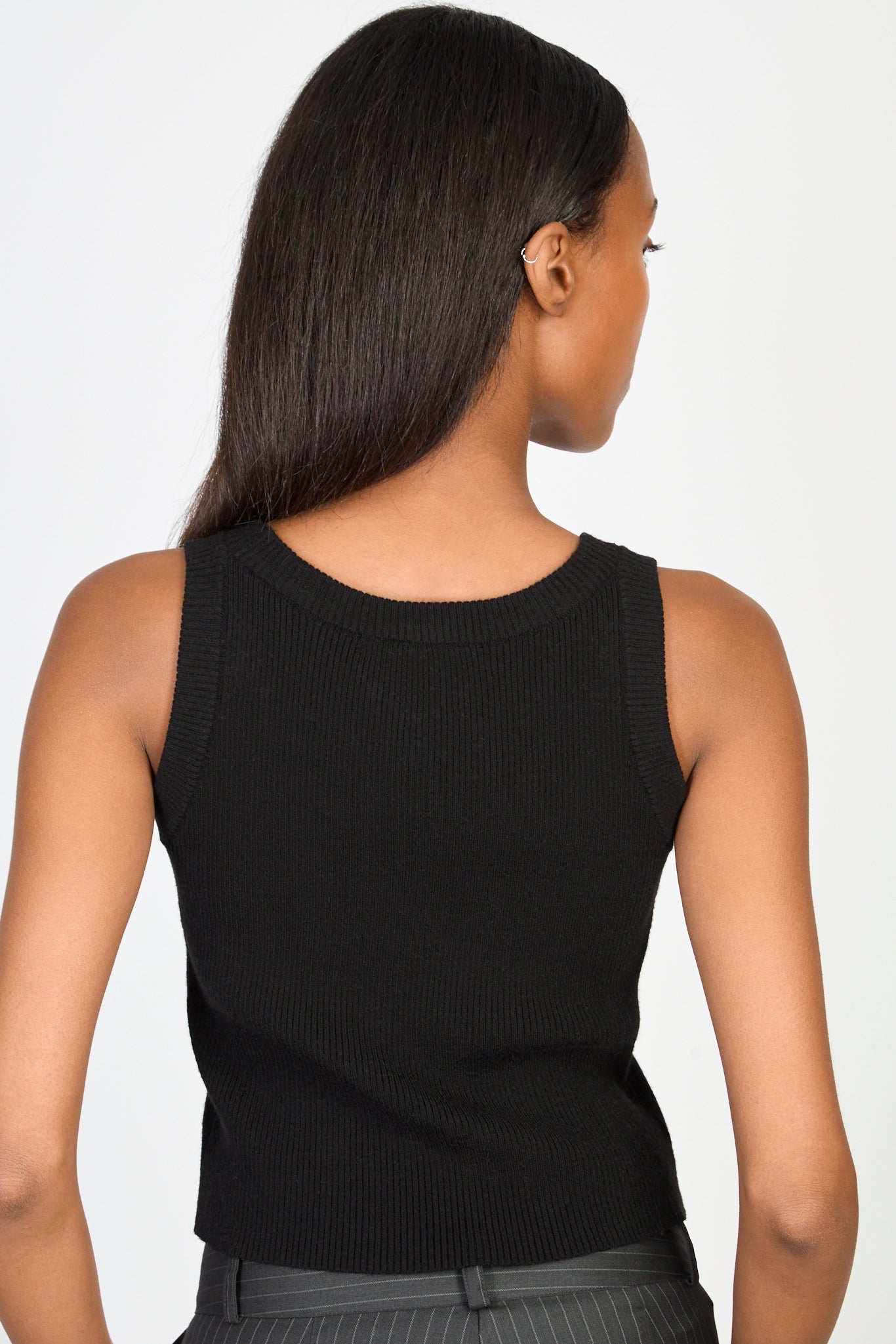 Black fitted knit tank_2