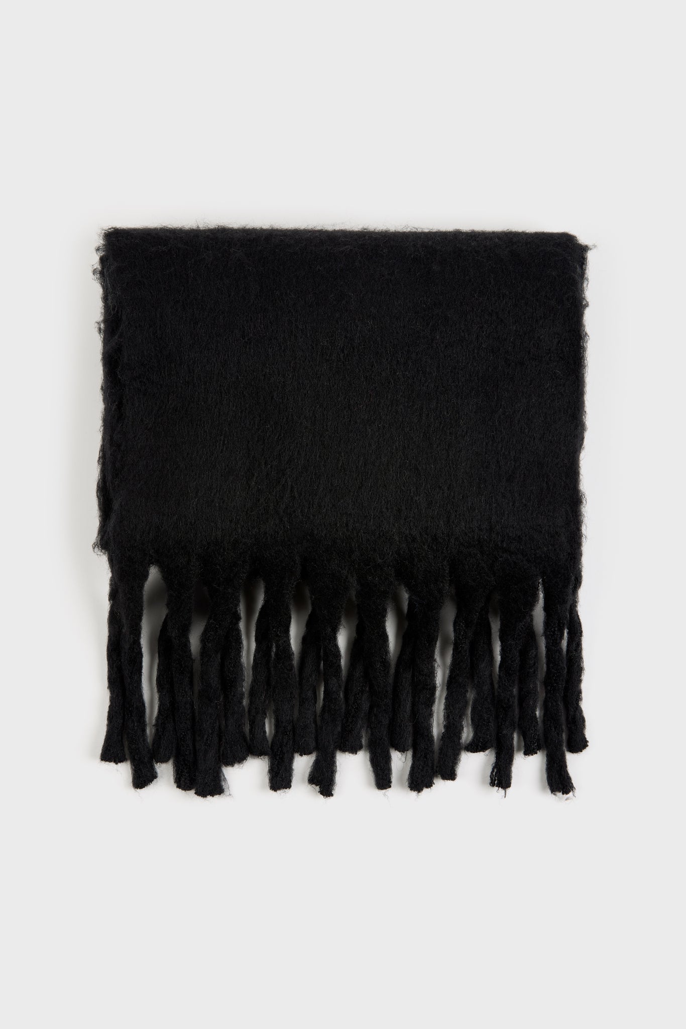 Black fuzzy thick scarf_1
